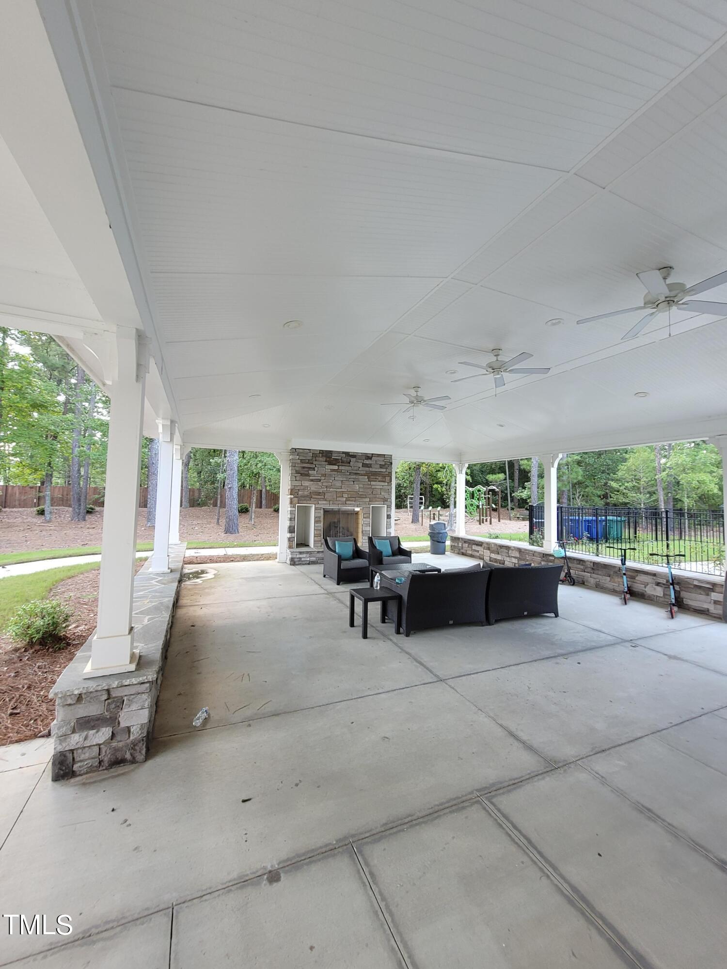 2706 Nassau Trace
