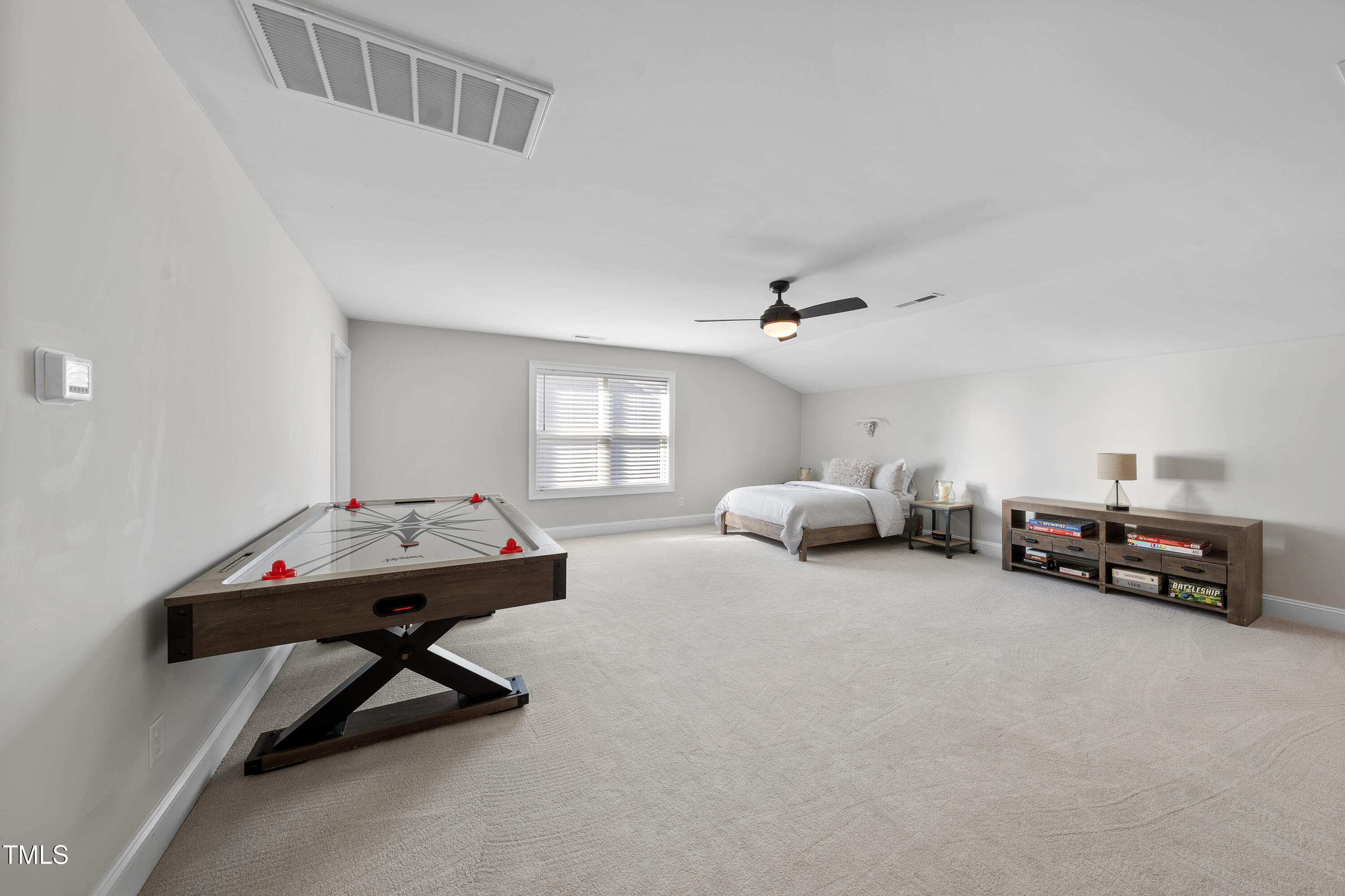1148 Gloriosa Street