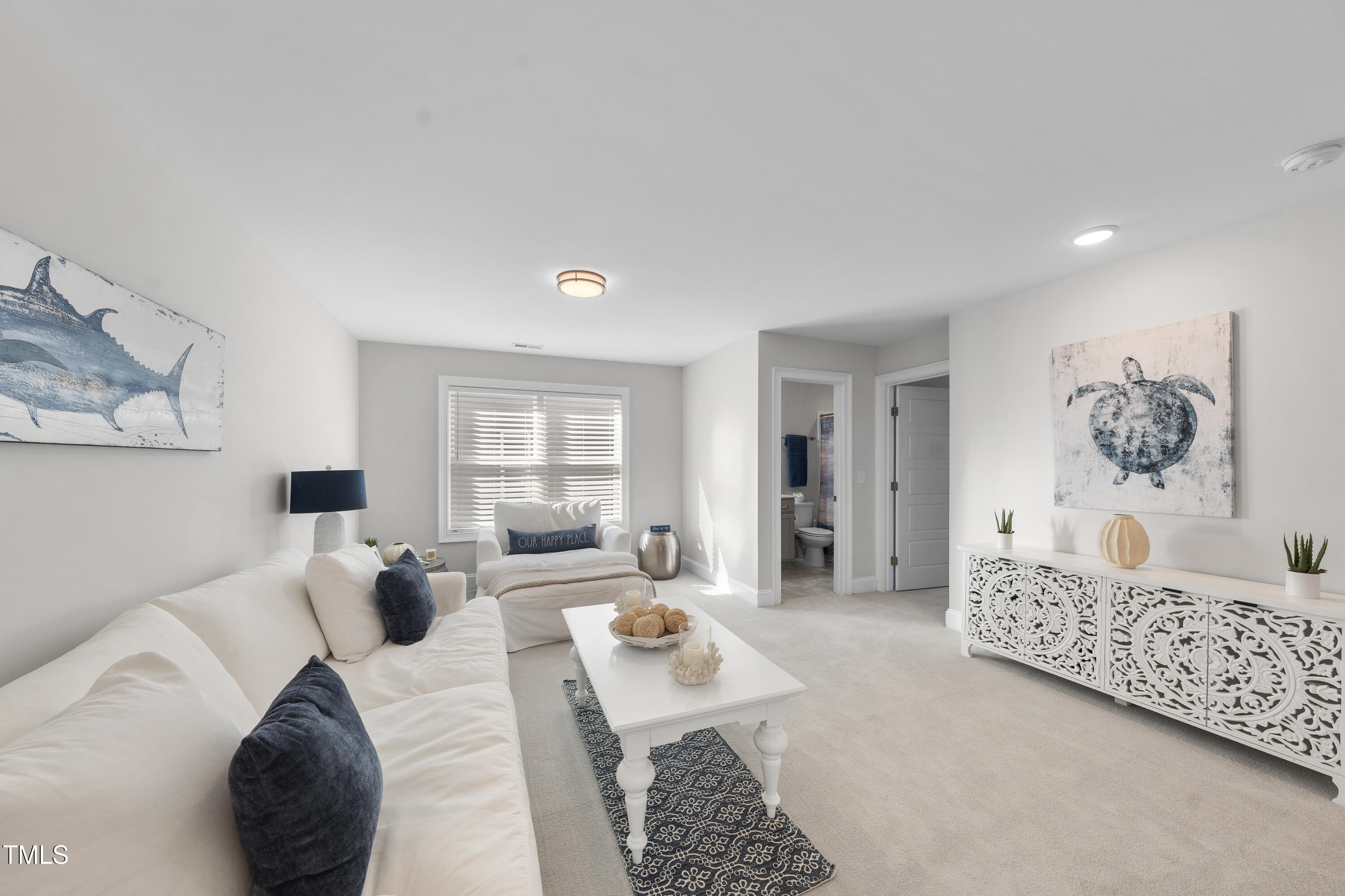 1148 Gloriosa Street