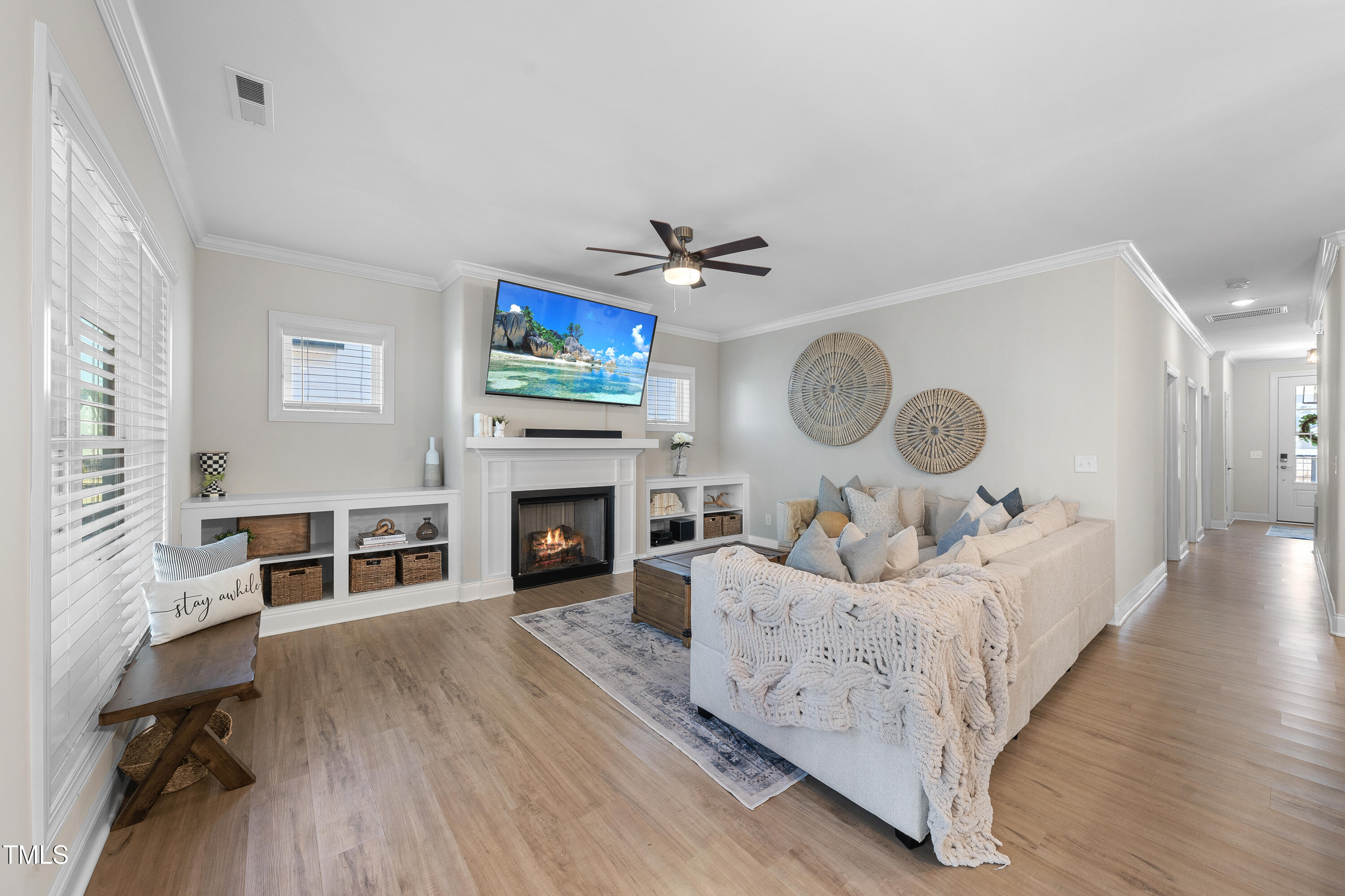 2907 Jakes View Point