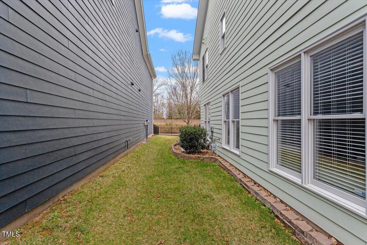 1701 Legendary Lane
