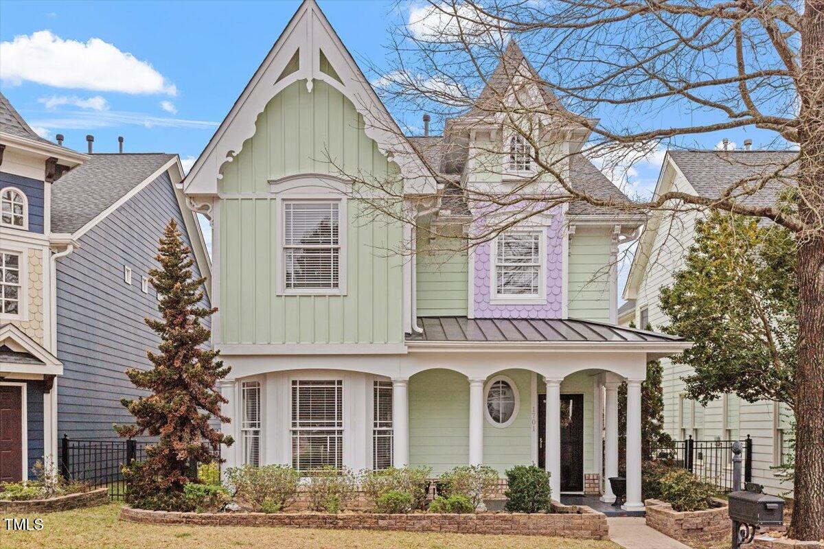 1701 Legendary Lane