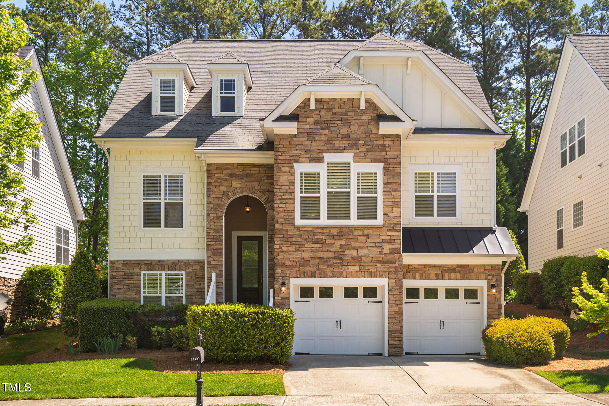 1100 Dotson Way