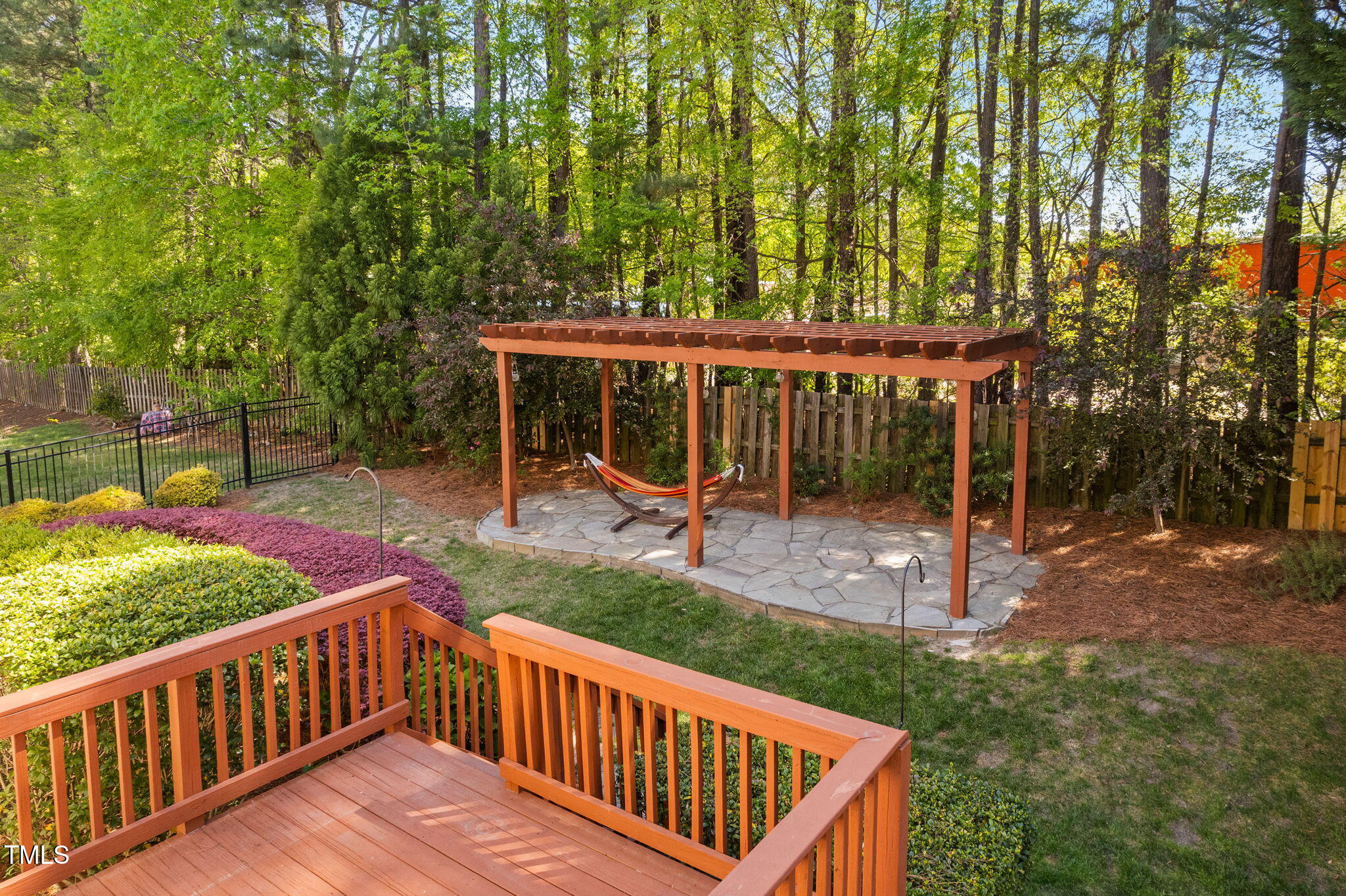 1100 Dotson Way