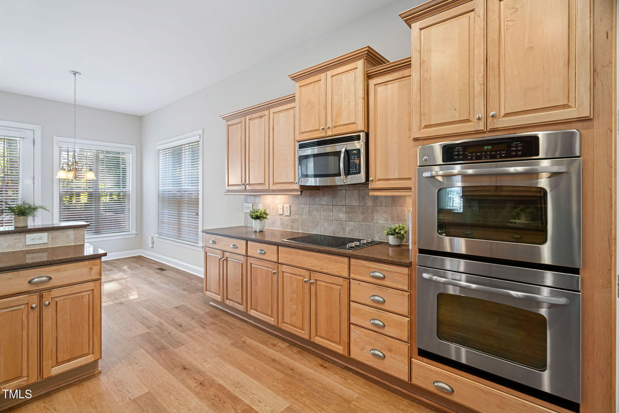 1100 Dotson Way