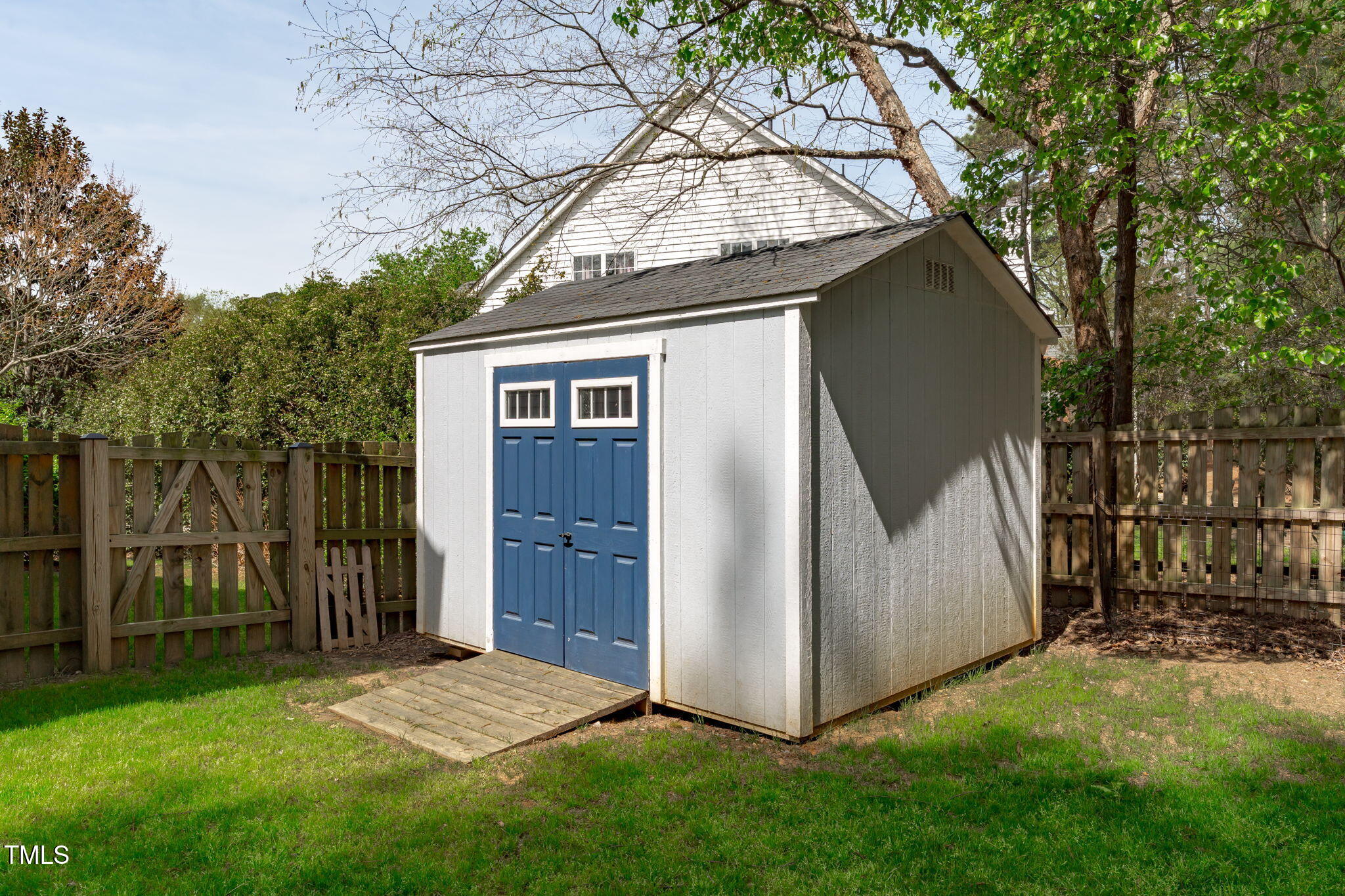 3005 Moretz Court