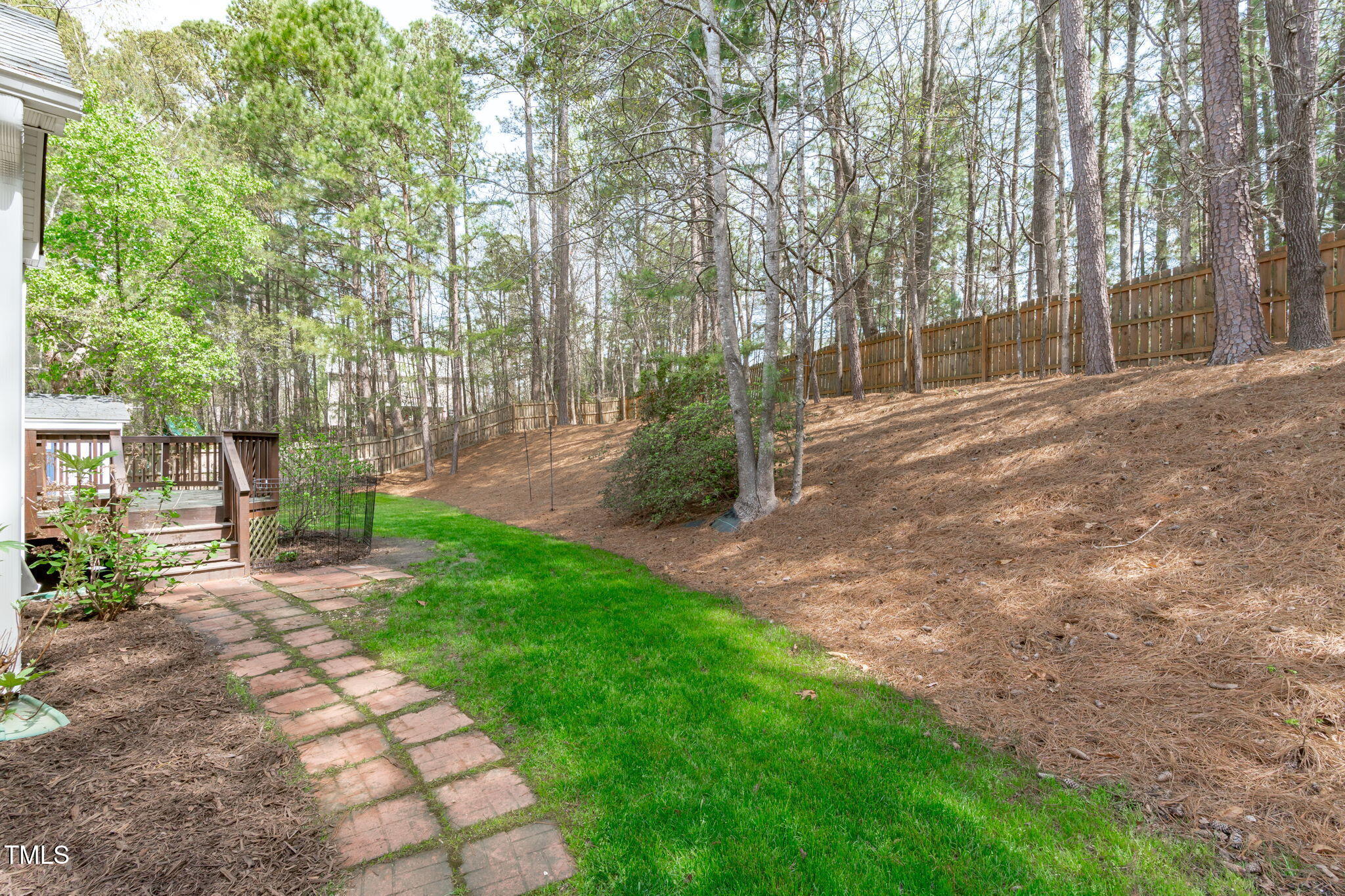 3005 Moretz Court