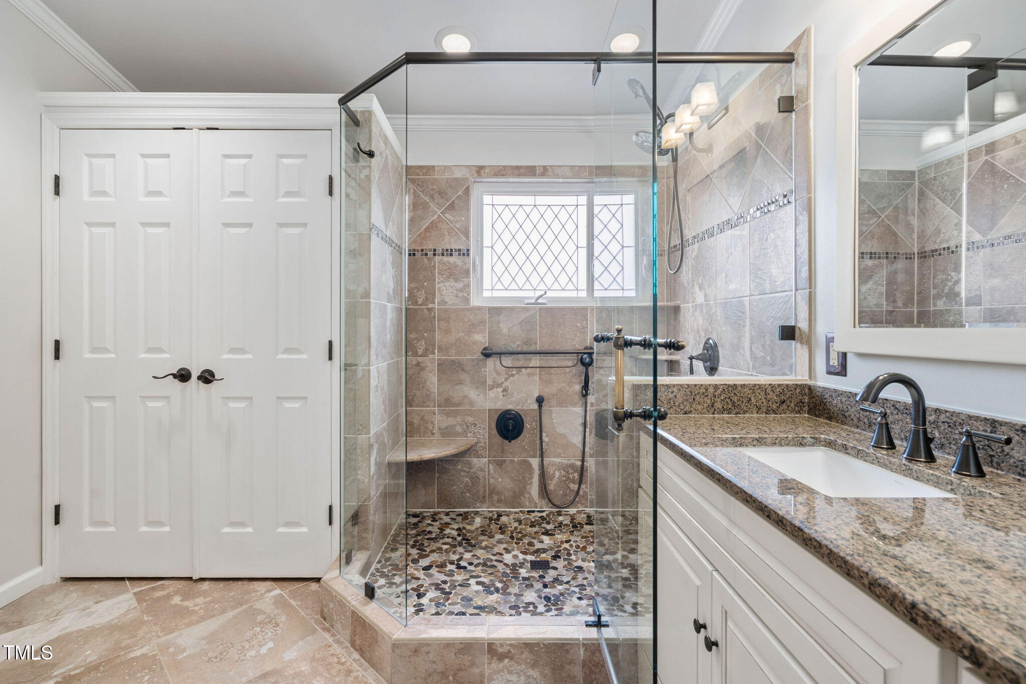 1202 Lexington Ridge Lane