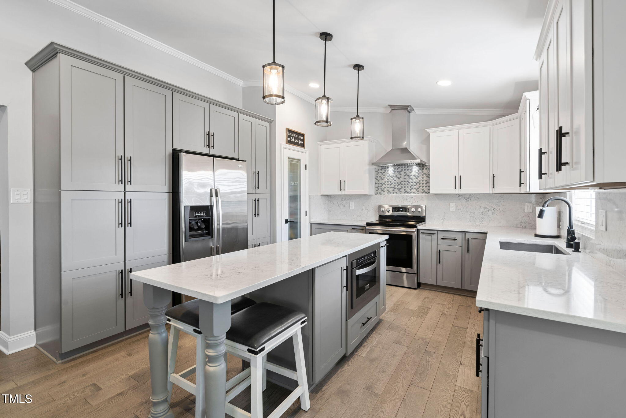 1202 Lexington Ridge Lane