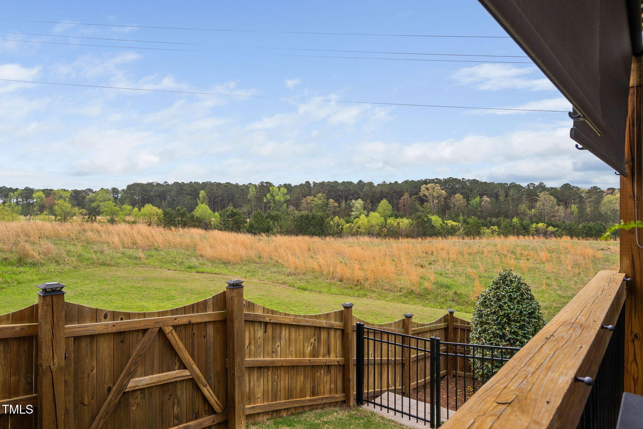 1202 Lexington Ridge Lane