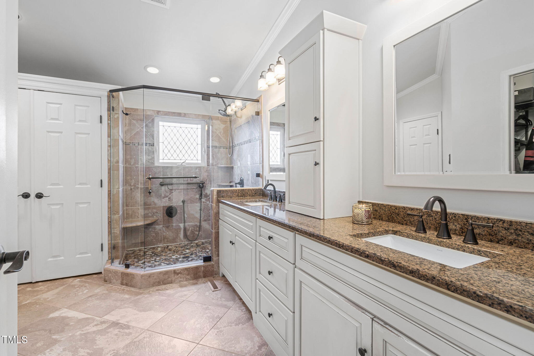 1202 Lexington Ridge Lane
