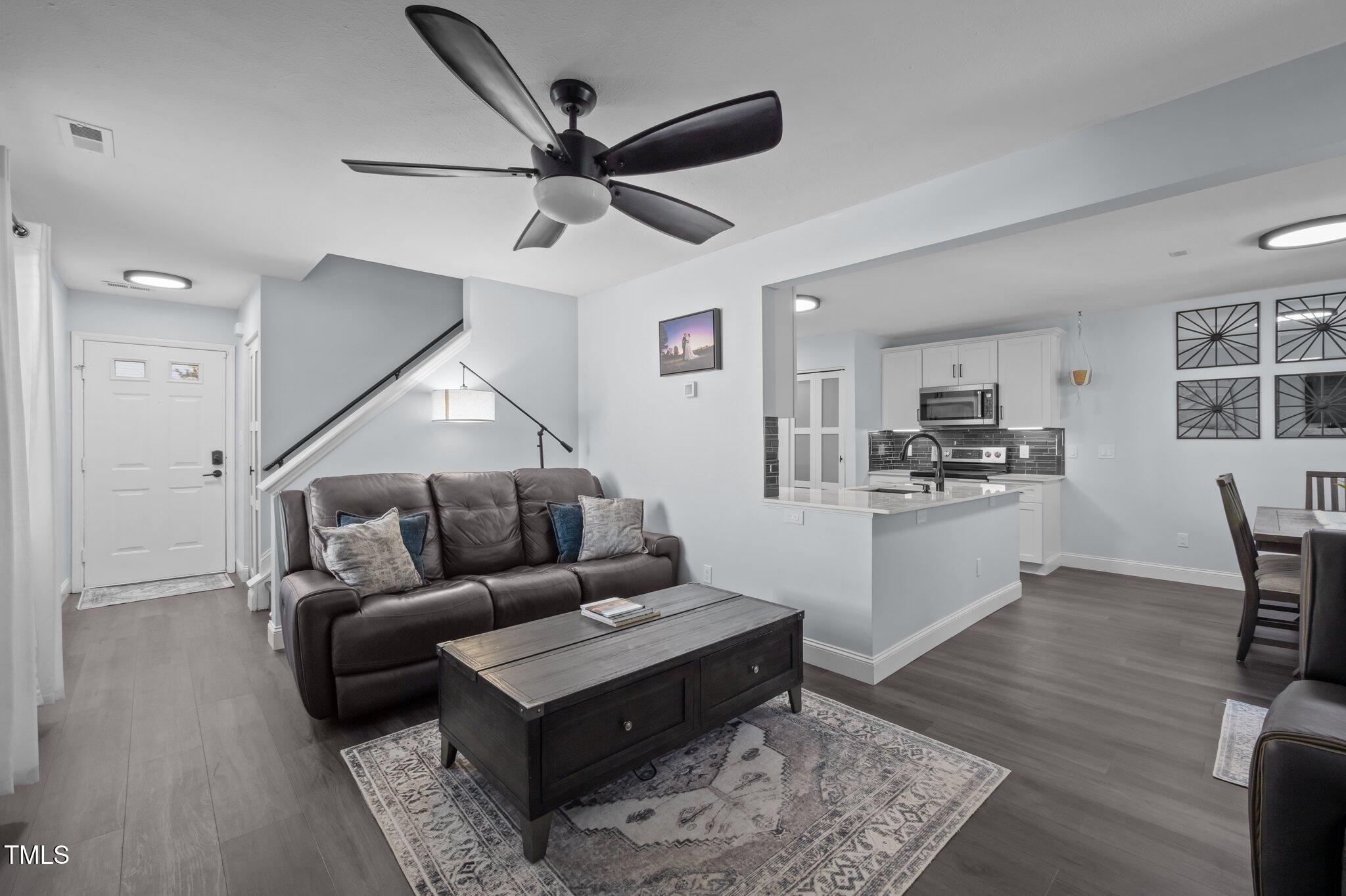 109 Gladstone Drive
