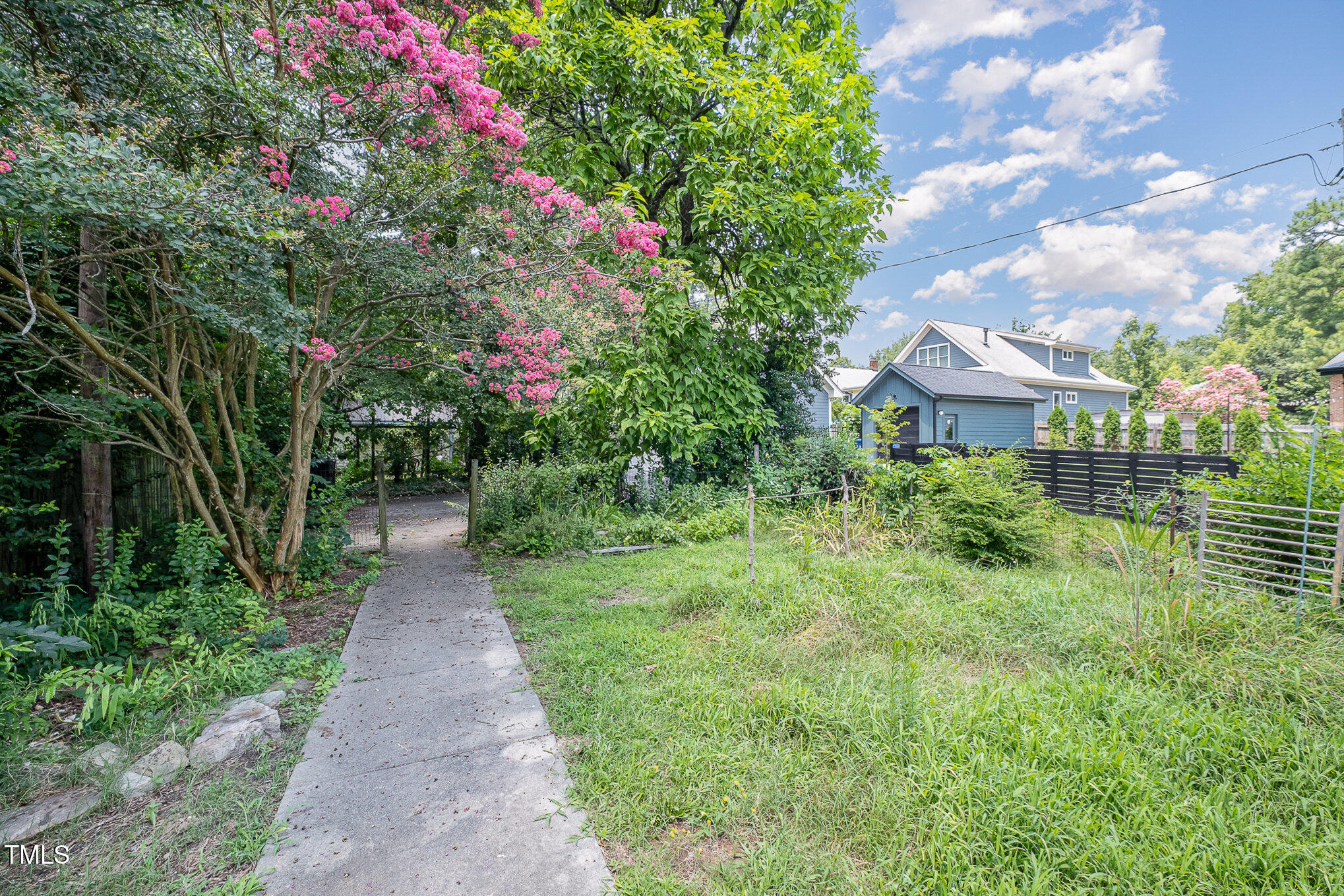 805 N Duke Street