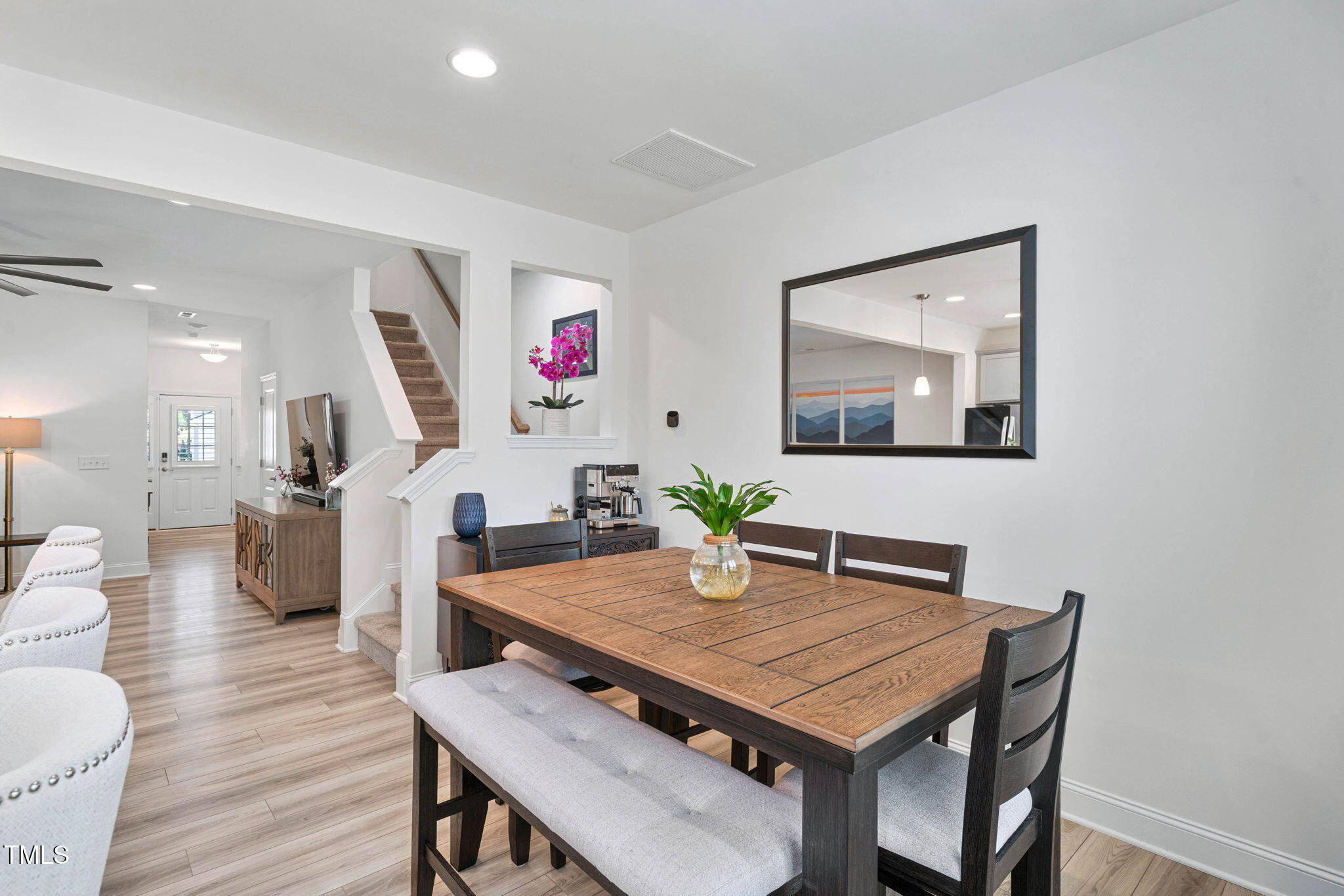 4514 Queen Pierrette Street