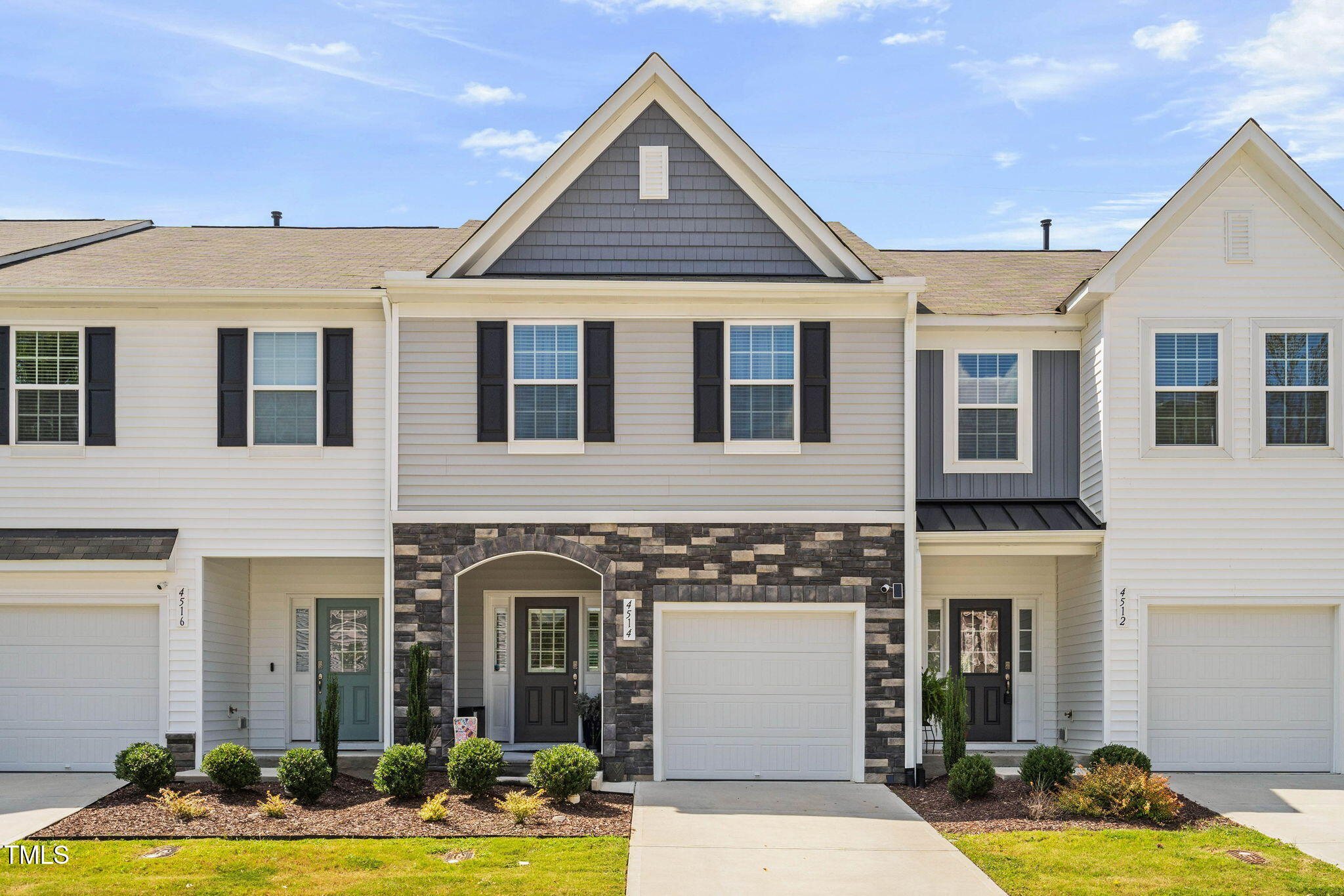 4514 Queen Pierrette Street