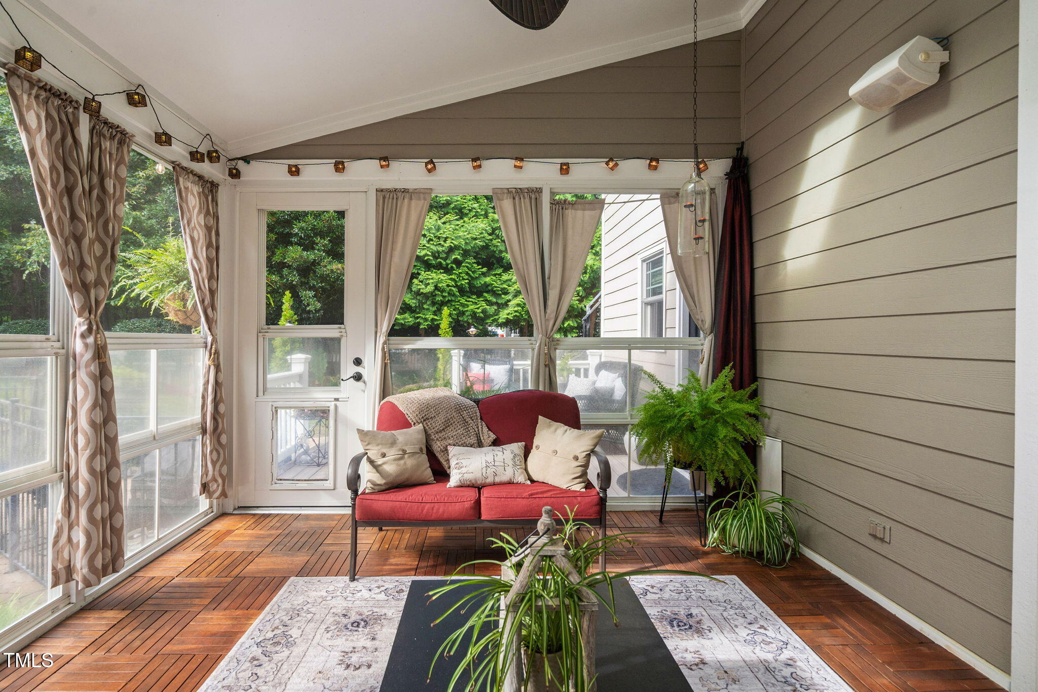 3916 Grandbridge Drive