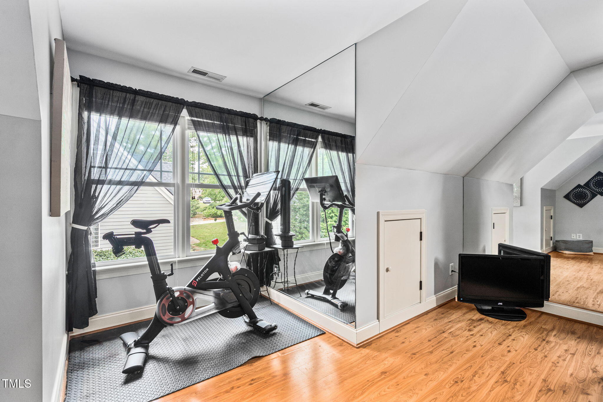 3916 Grandbridge Drive