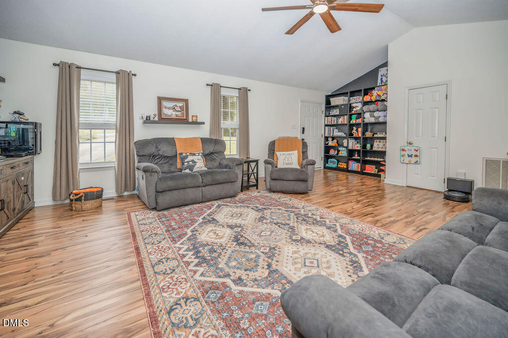 926 Lazy Branch Drive