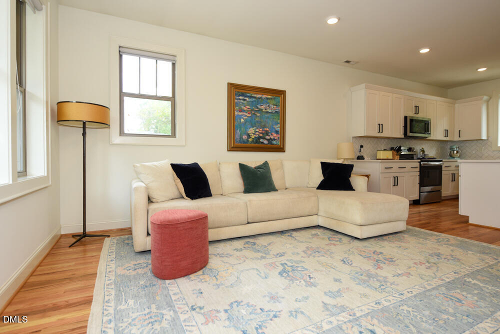 508 E Lavender Avenue