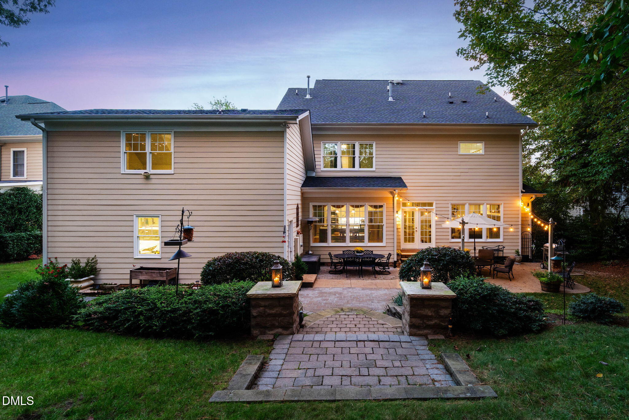 203 Walford Way