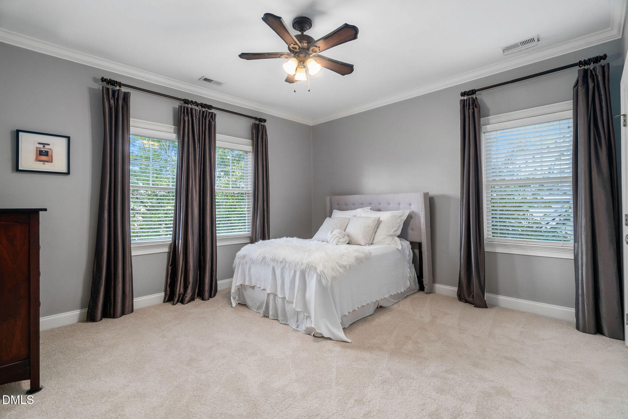203 Walford Way