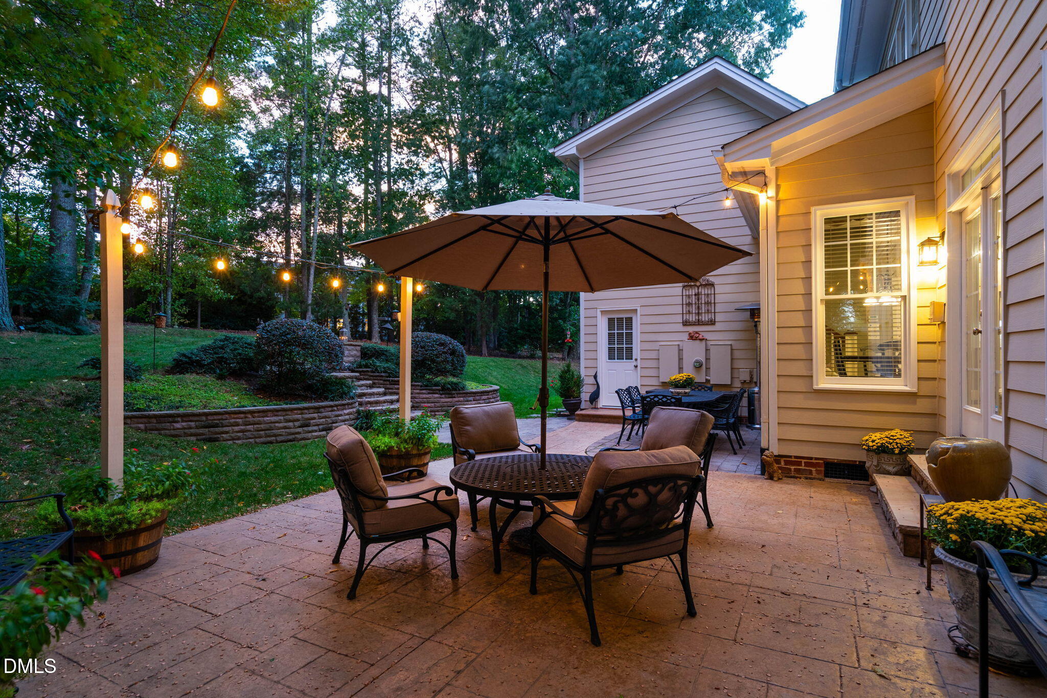 203 Walford Way