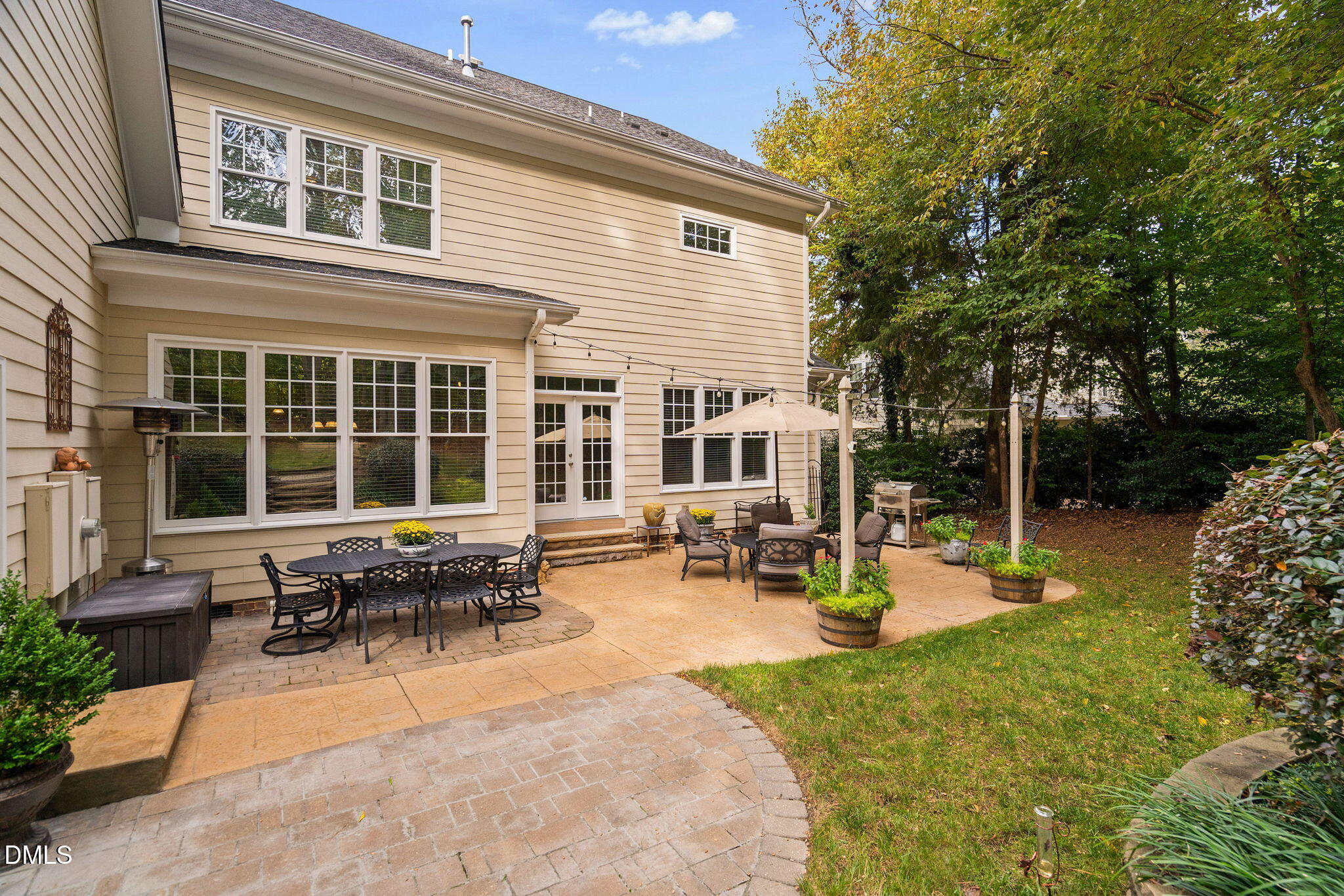203 Walford Way