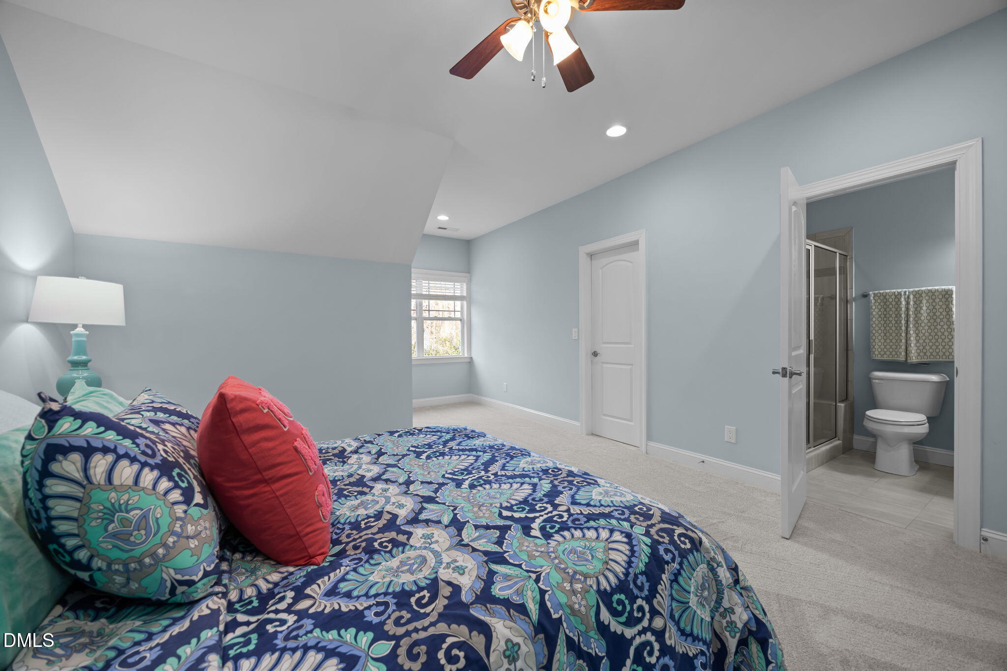 5700 Accipiter Court