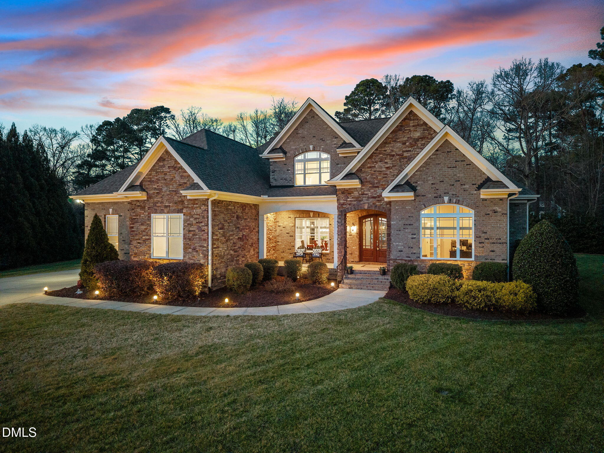 5700 Accipiter Court