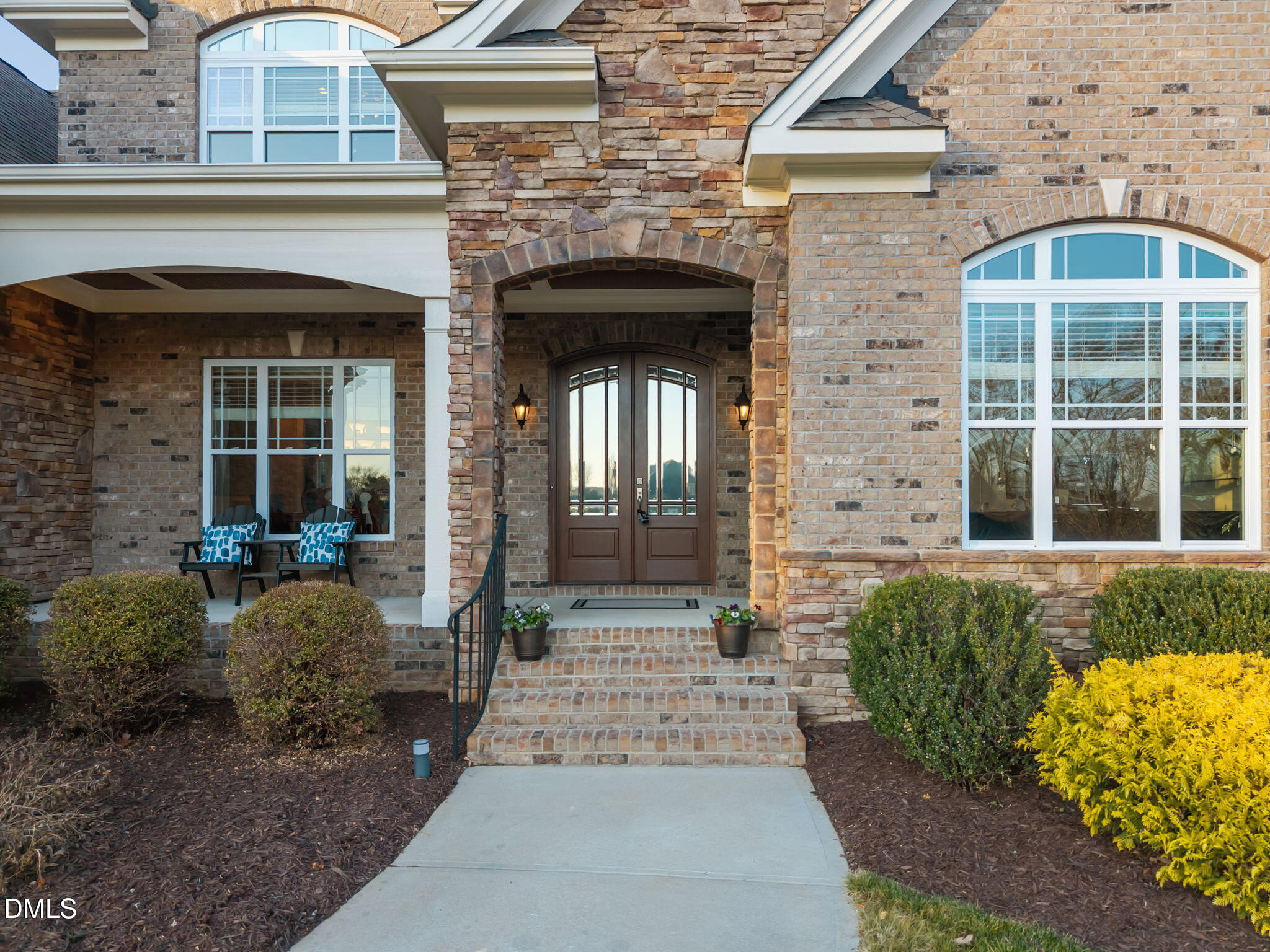 5700 Accipiter Court
