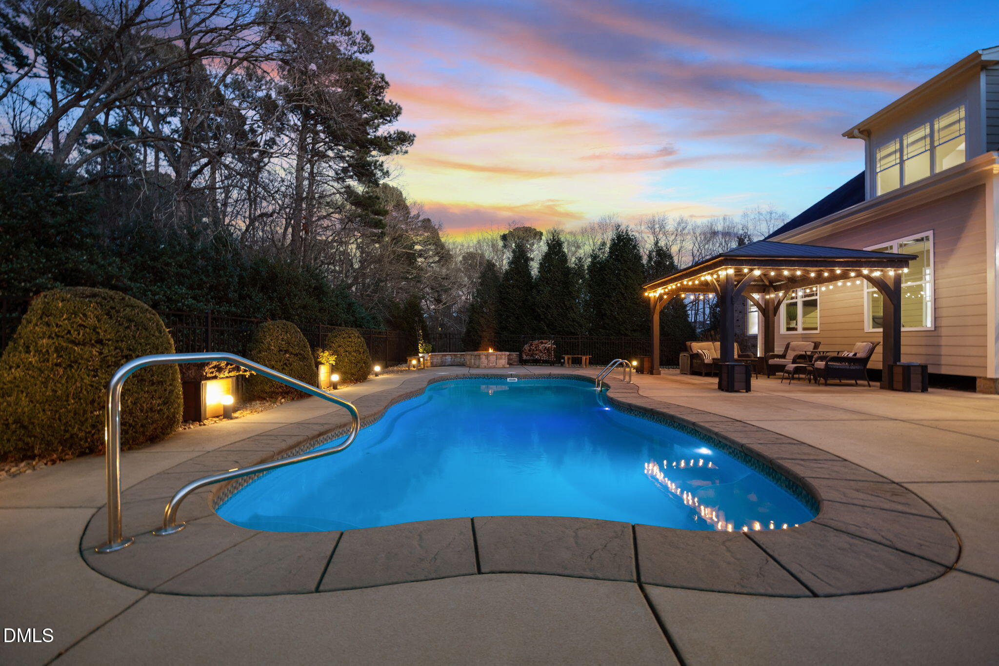 5700 Accipiter Court