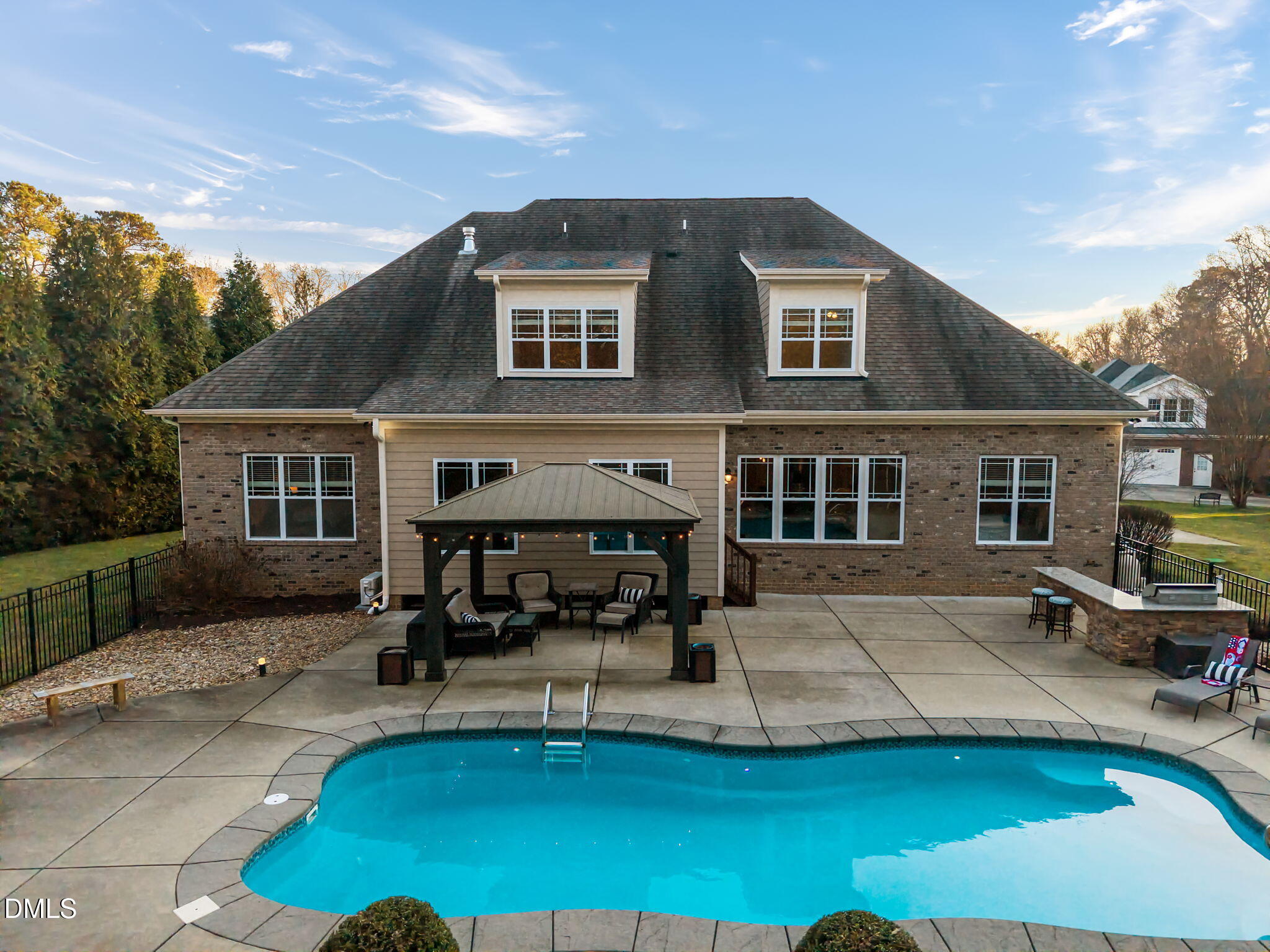 5700 Accipiter Court