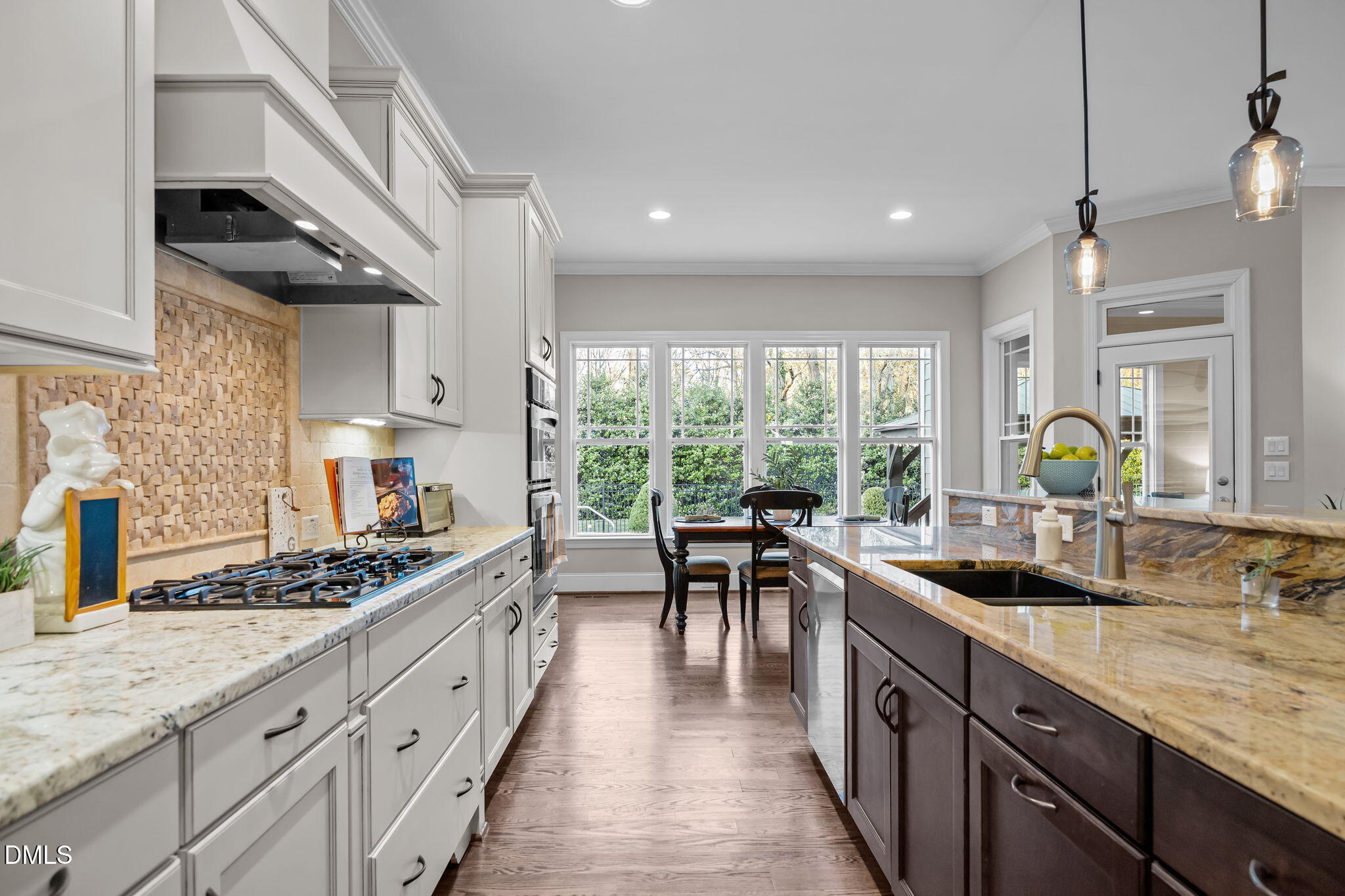 5700 Accipiter Court