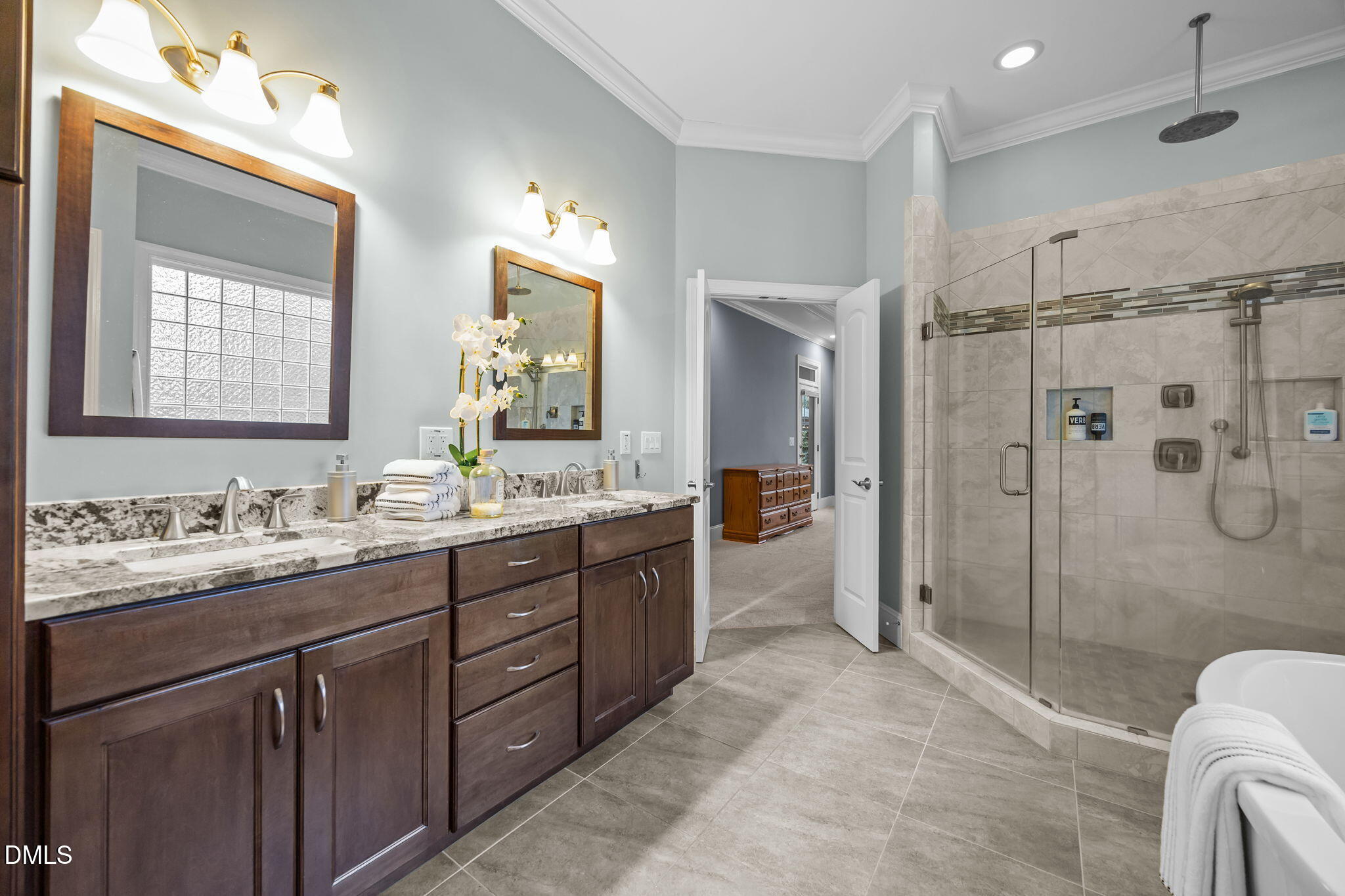 5700 Accipiter Court