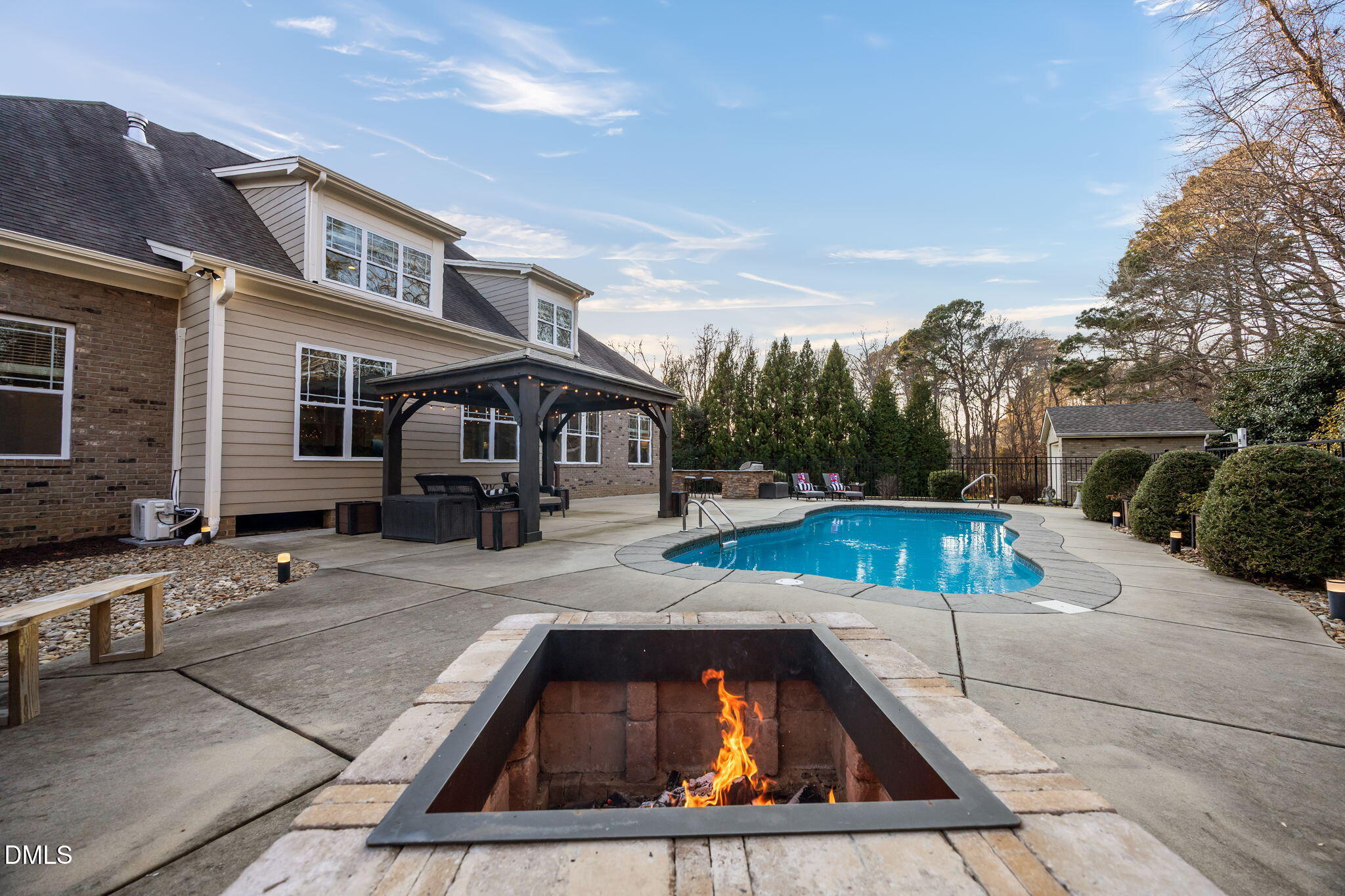 5700 Accipiter Court