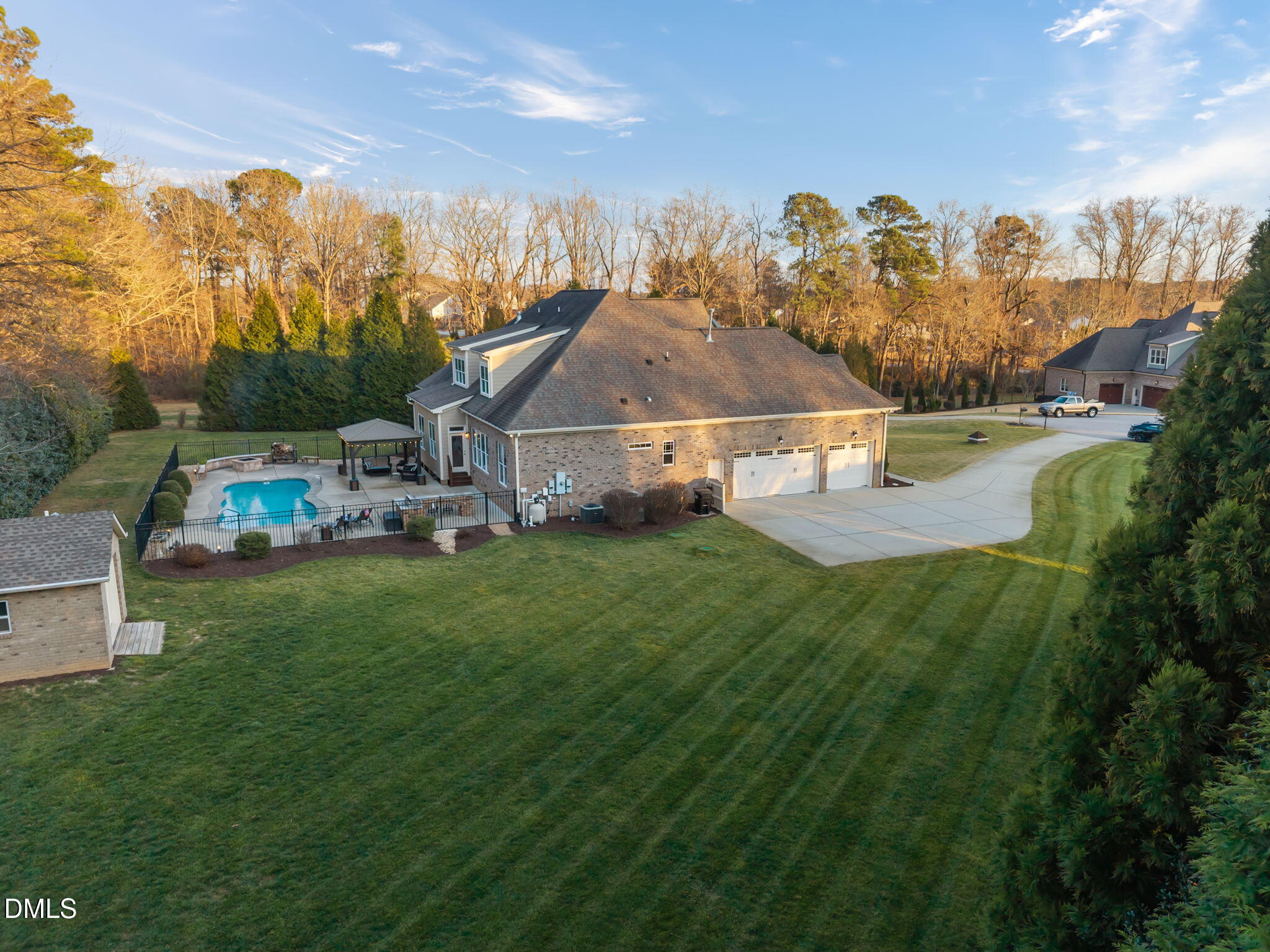 5700 Accipiter Court