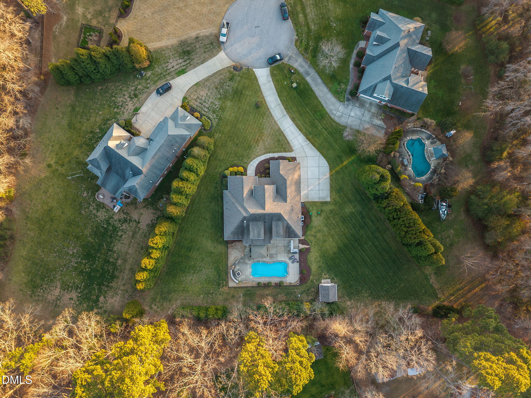 5700 Accipiter Court