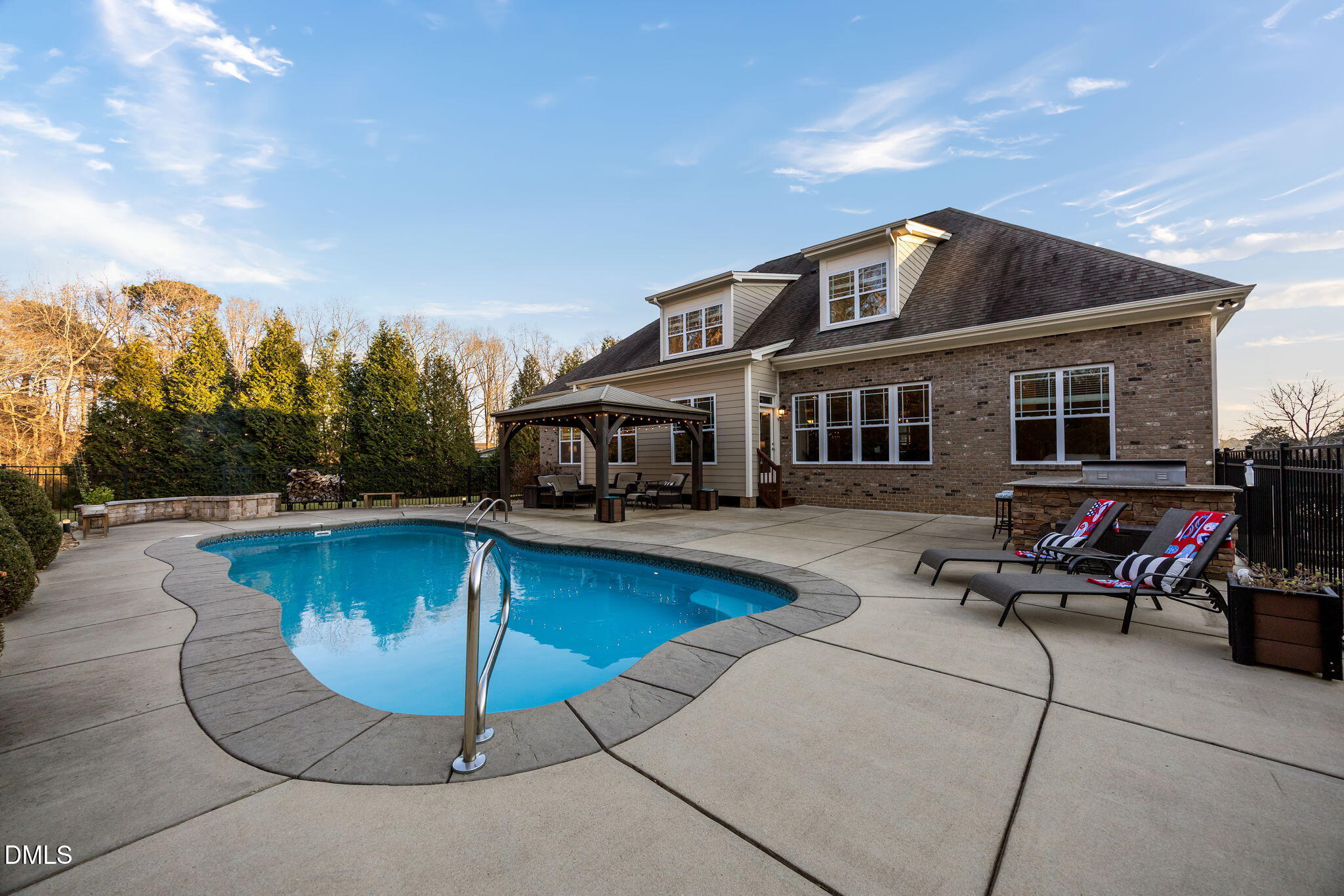 5700 Accipiter Court