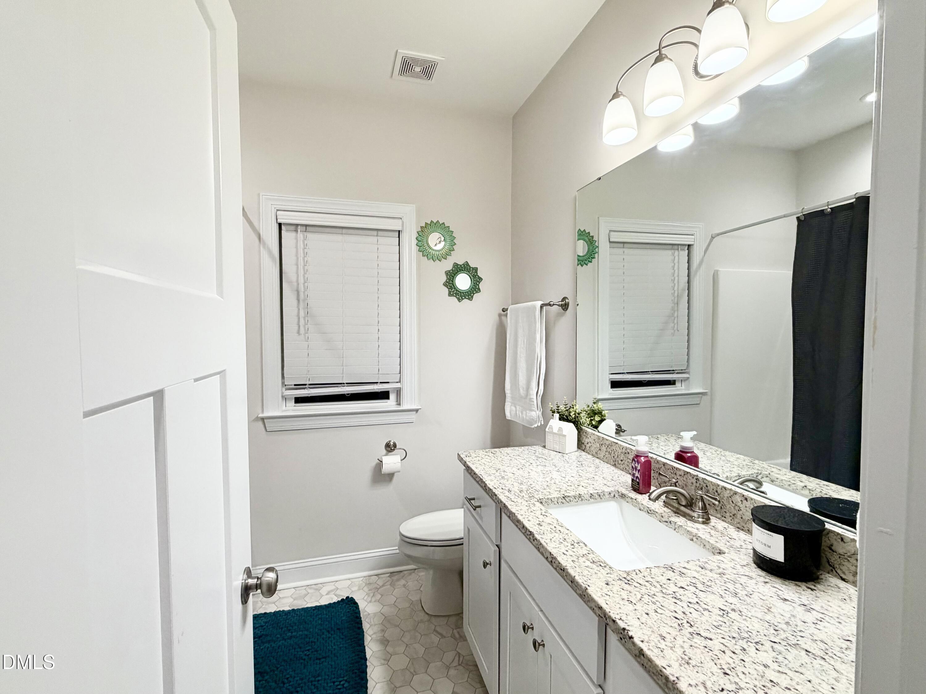 228 Ridgemoore Court