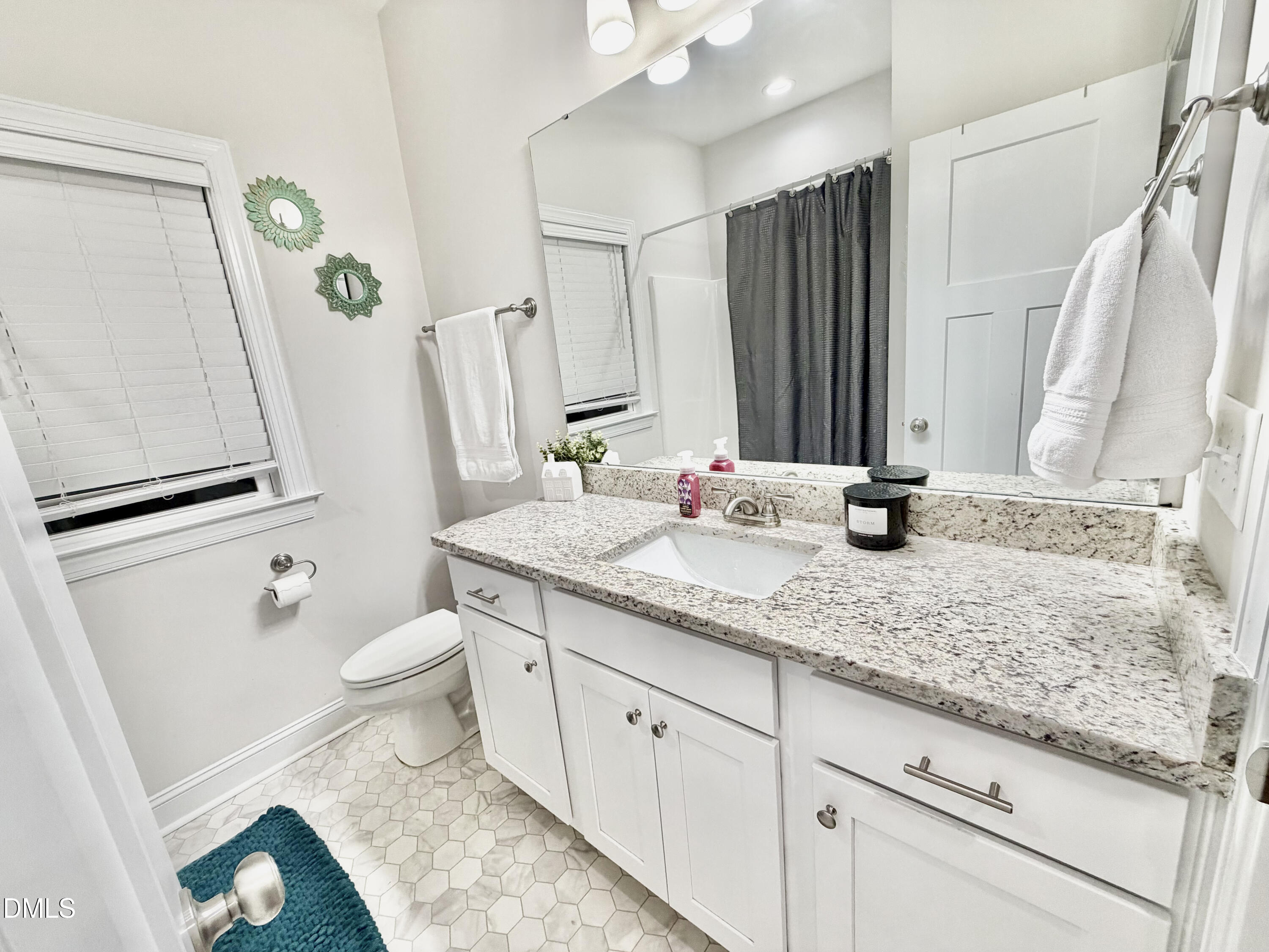 228 Ridgemoore Court