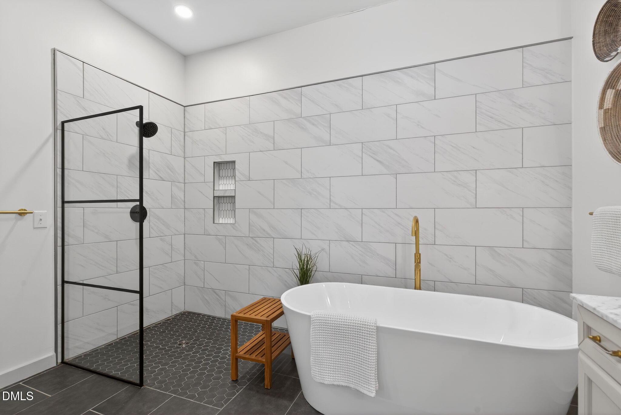 371 Bridgegate Drive