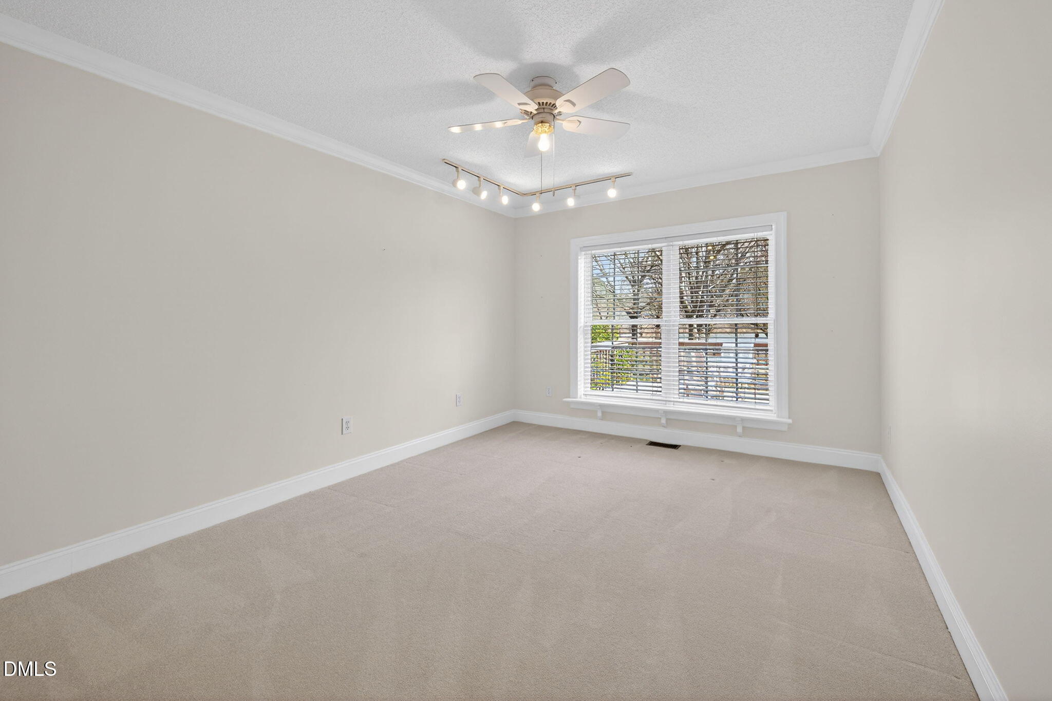 631 Cross Link Drive