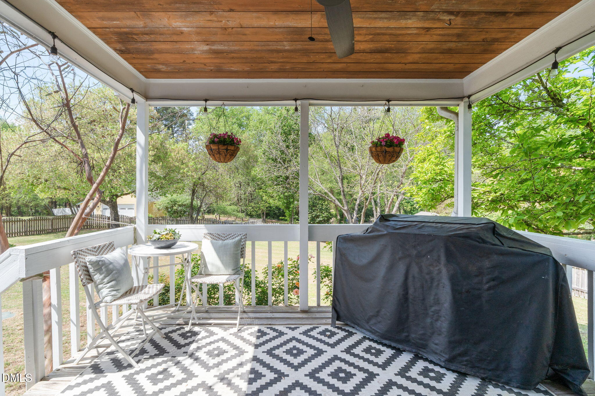 4828 Frankie Road