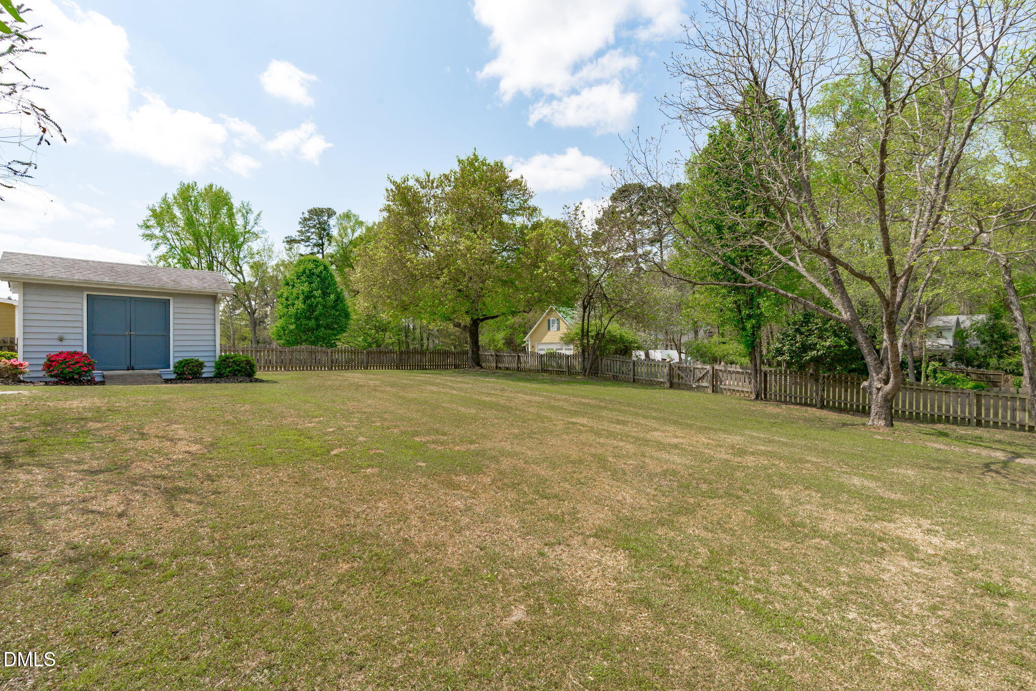 4828 Frankie Road