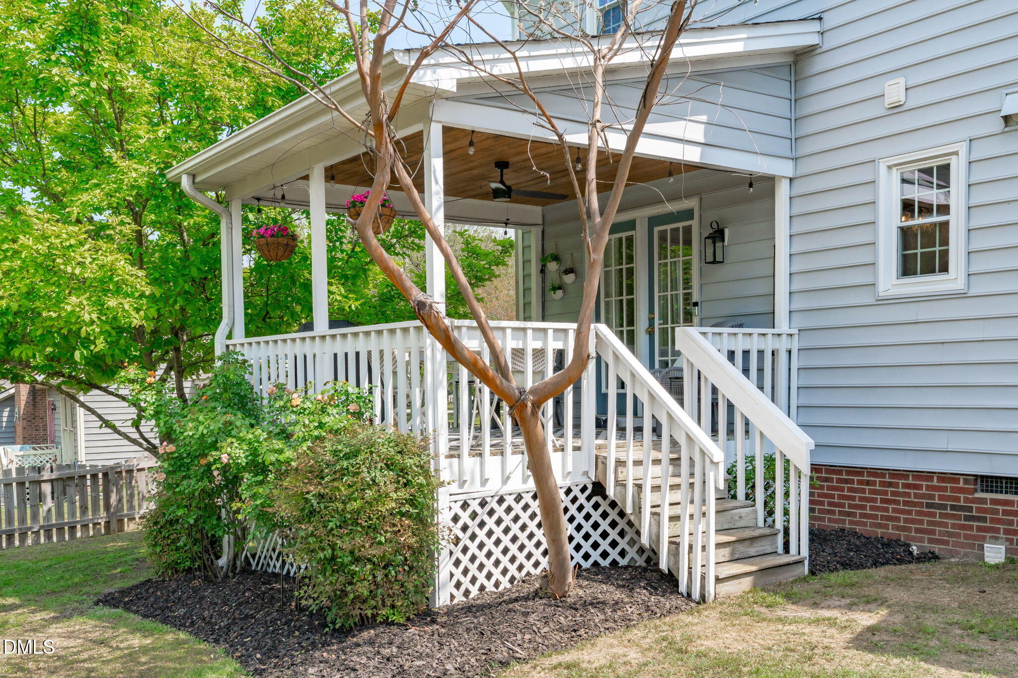 4828 Frankie Road