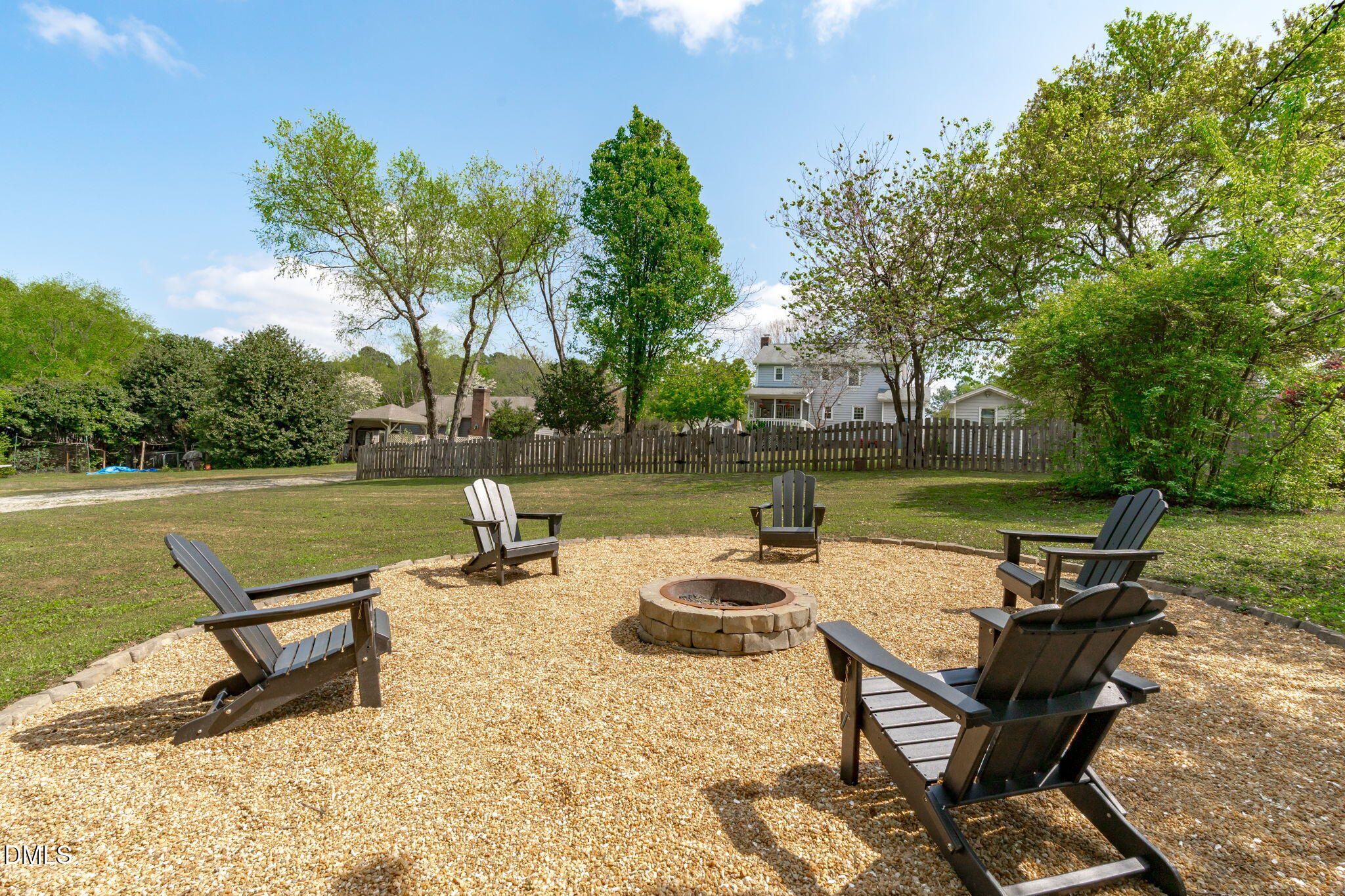 4828 Frankie Road