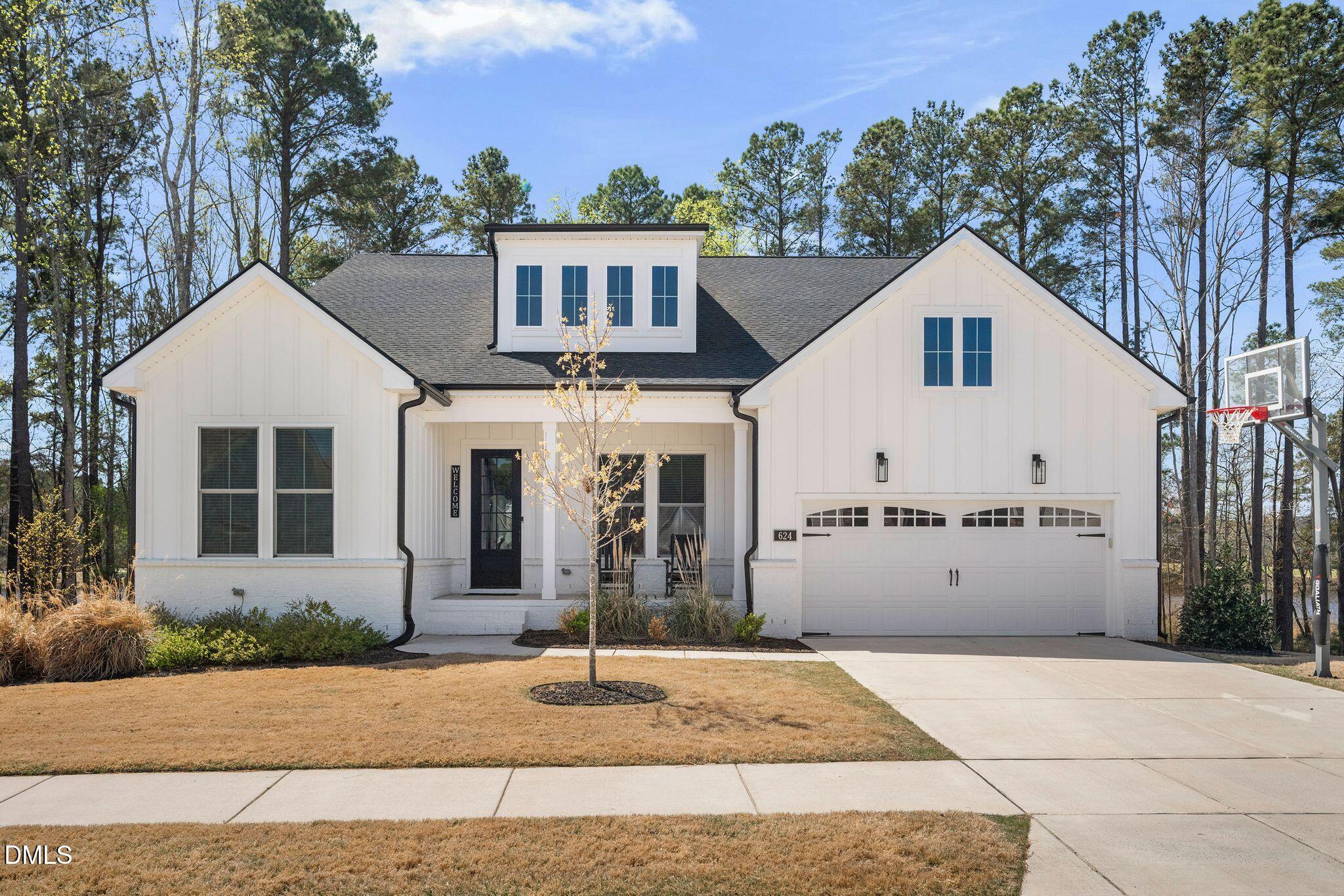 624 Long Lake Drive