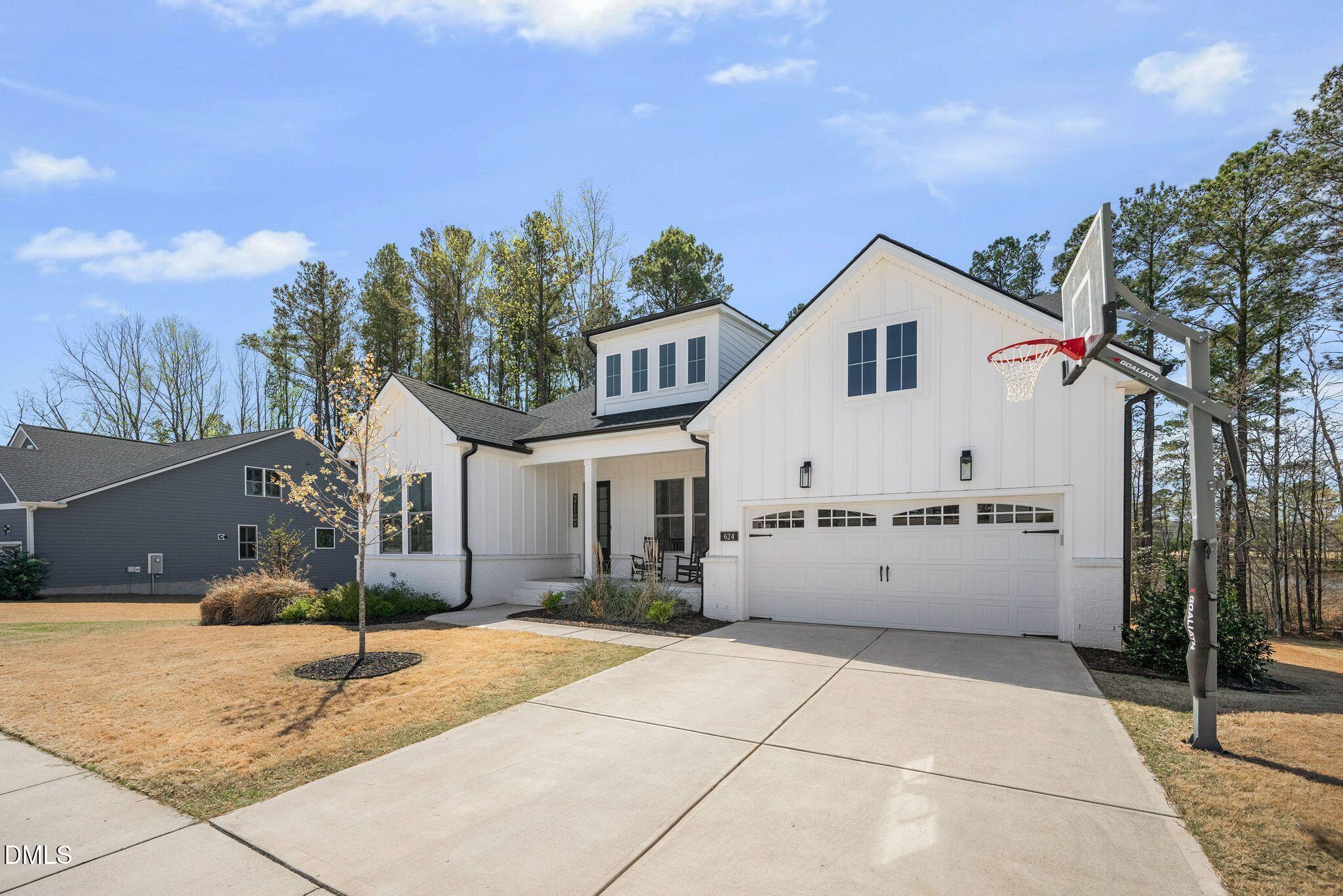 624 Long Lake Drive