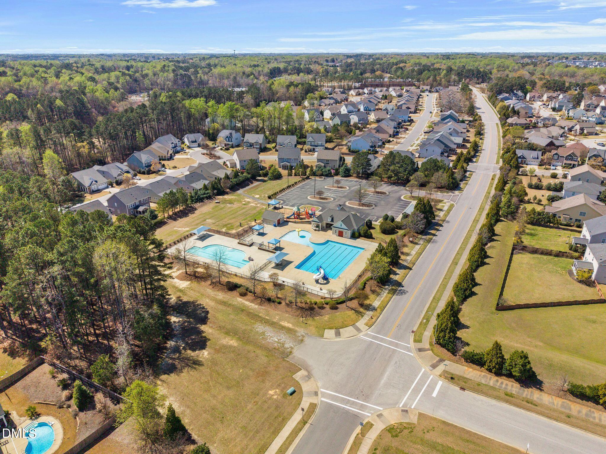 624 Long Lake Drive