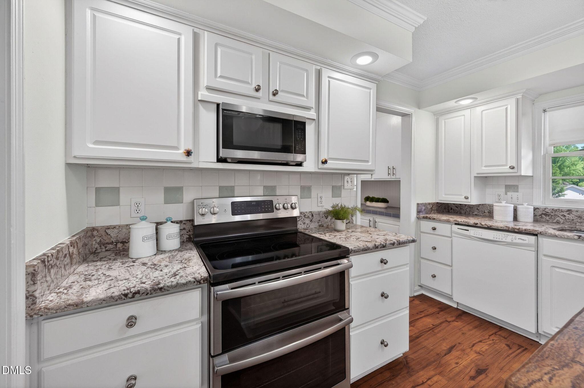 920 Laura Duncan Road